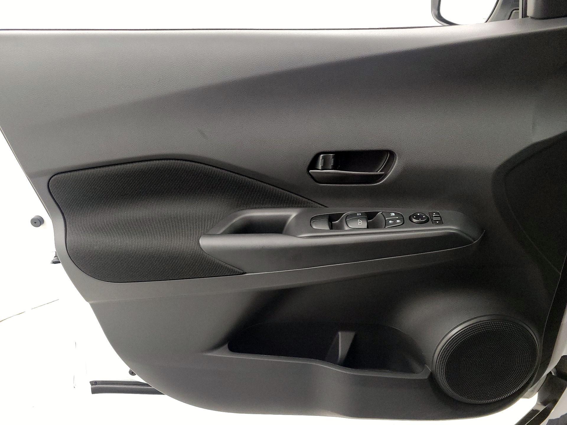 Thumbnail: 2024 Nissan Kicks - 12