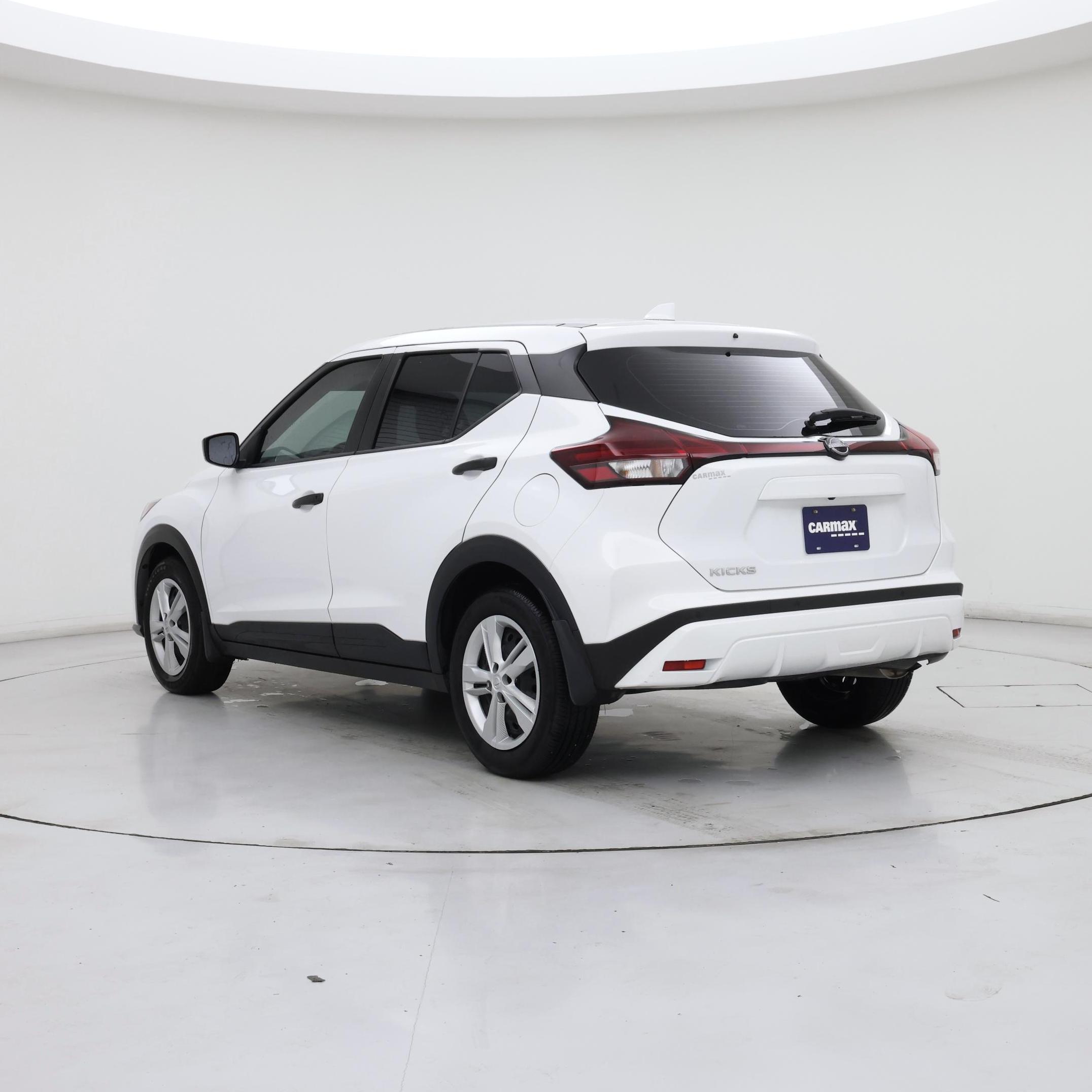 Thumbnail: 2024 Nissan Kicks - 2