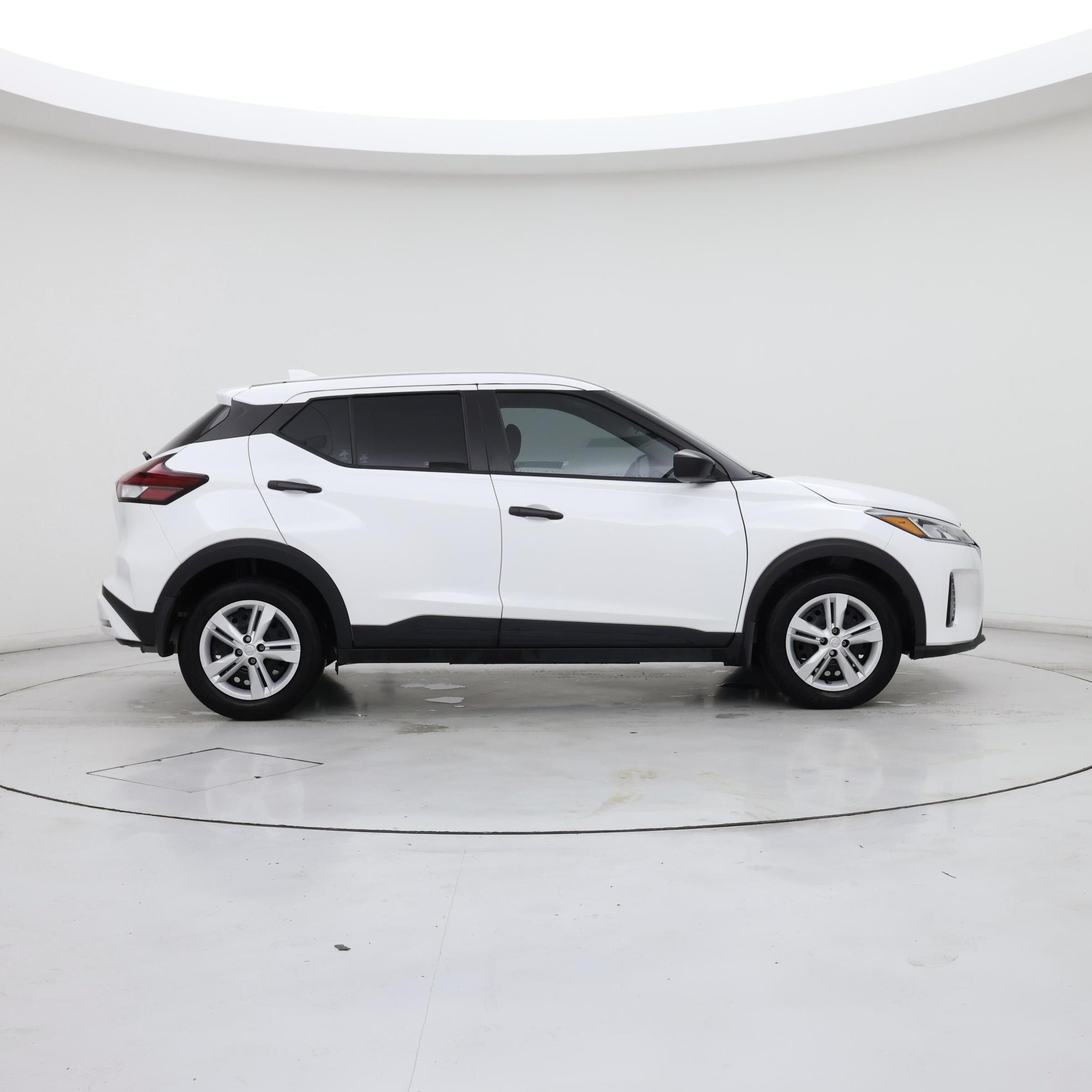 Thumbnail: 2024 Nissan Kicks - 7