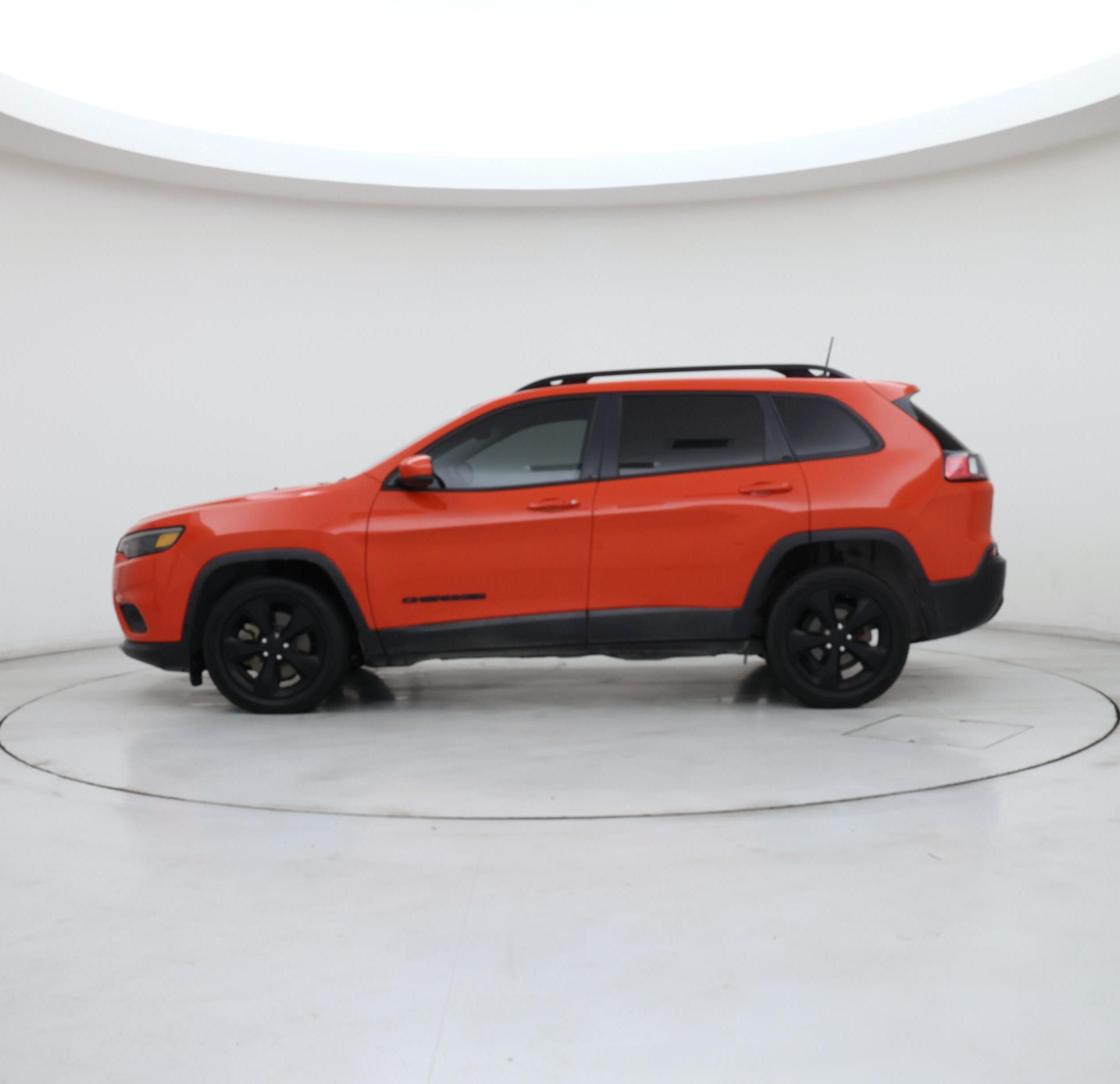 Thumbnail: 2021 Jeep Cherokee - 3