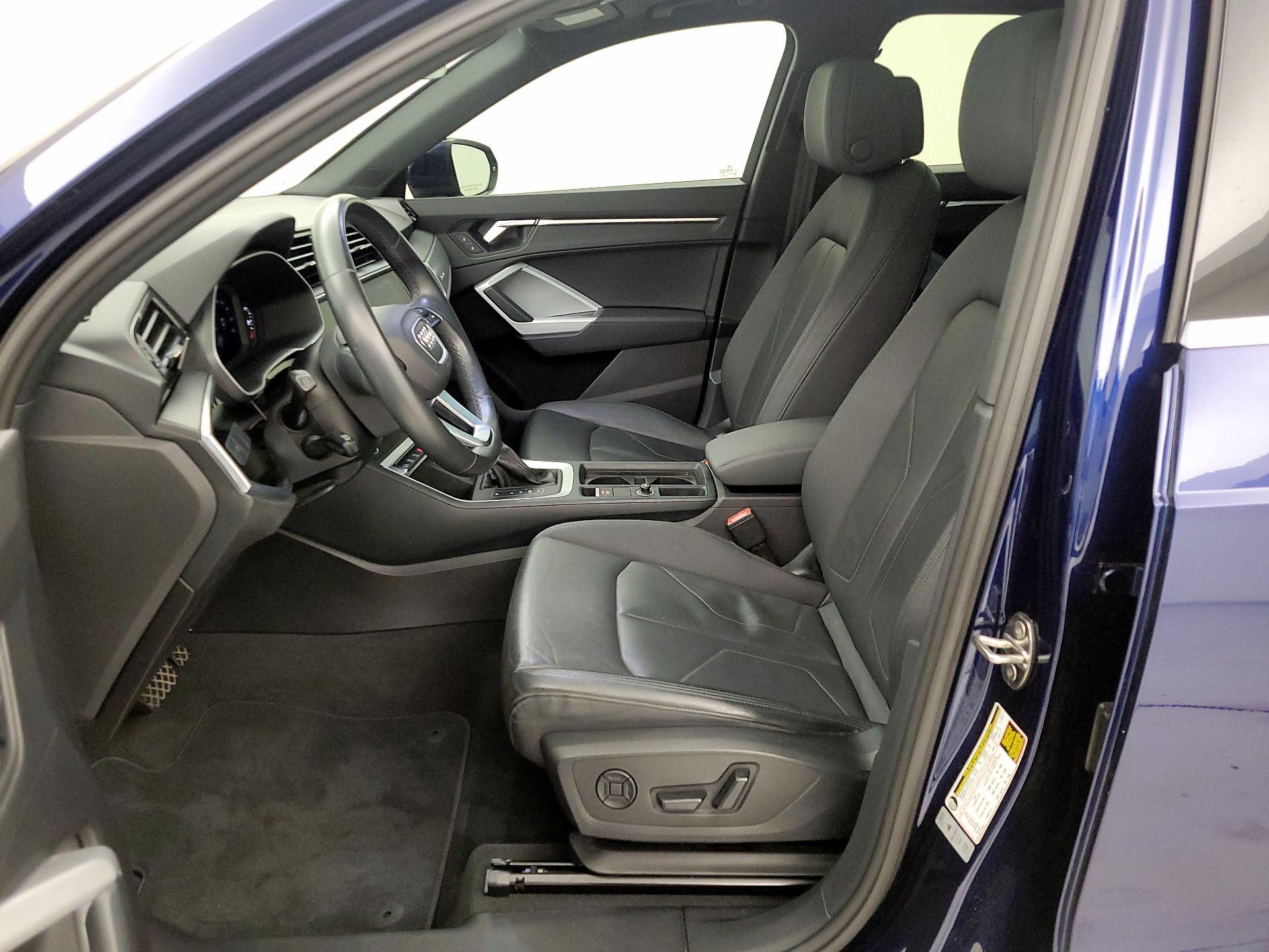 Thumbnail: 2022 Audi Q3 - 9