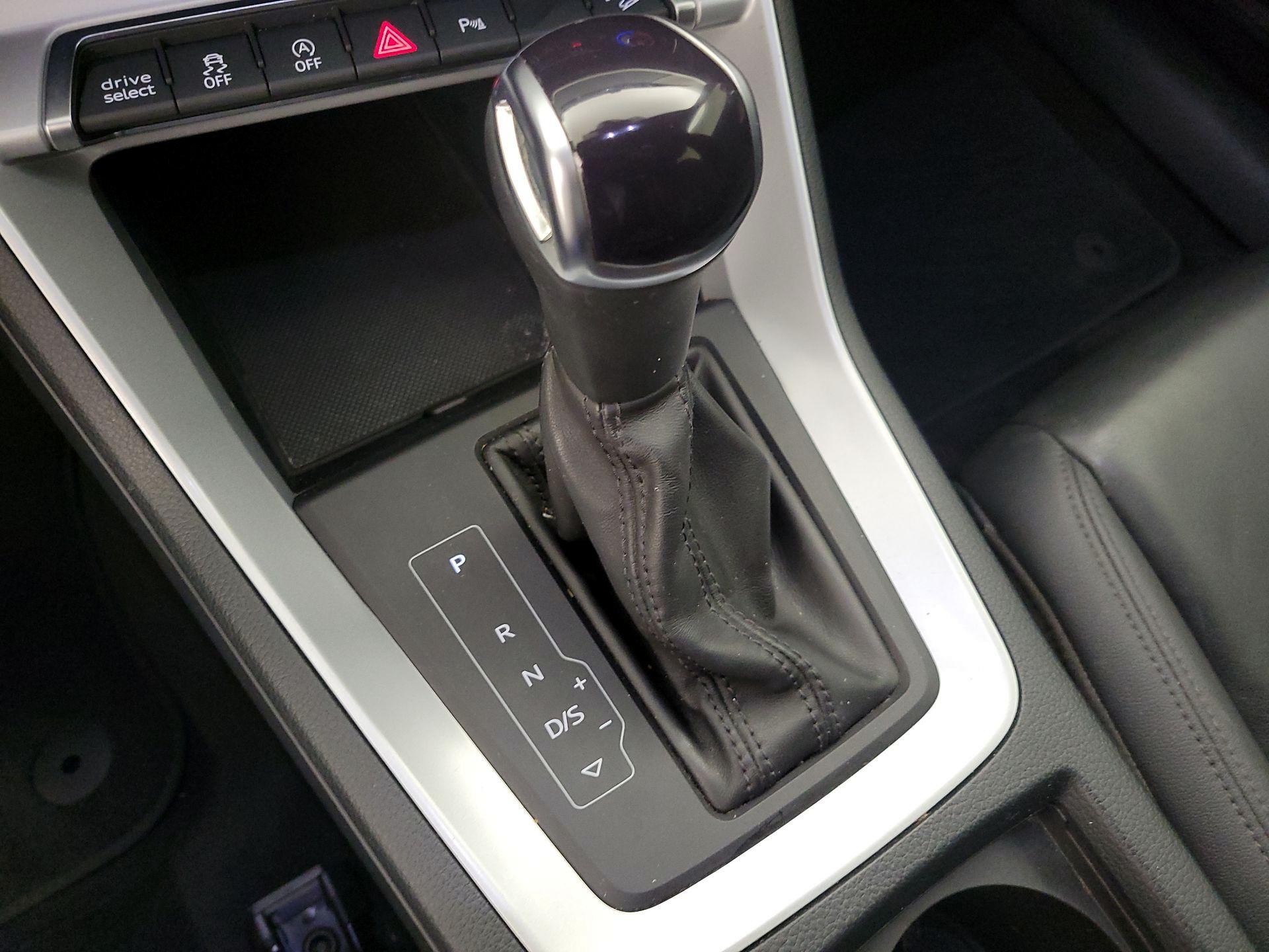 Thumbnail: 2022 Audi Q3 - 15