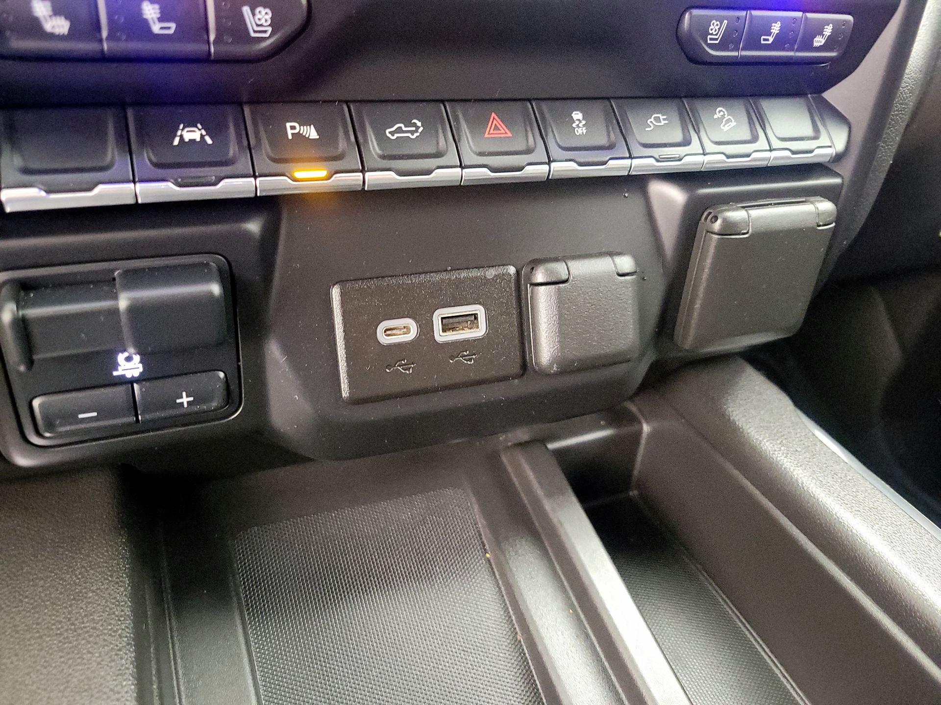 Thumbnail: 2022 GMC Sierra 1500 - 19