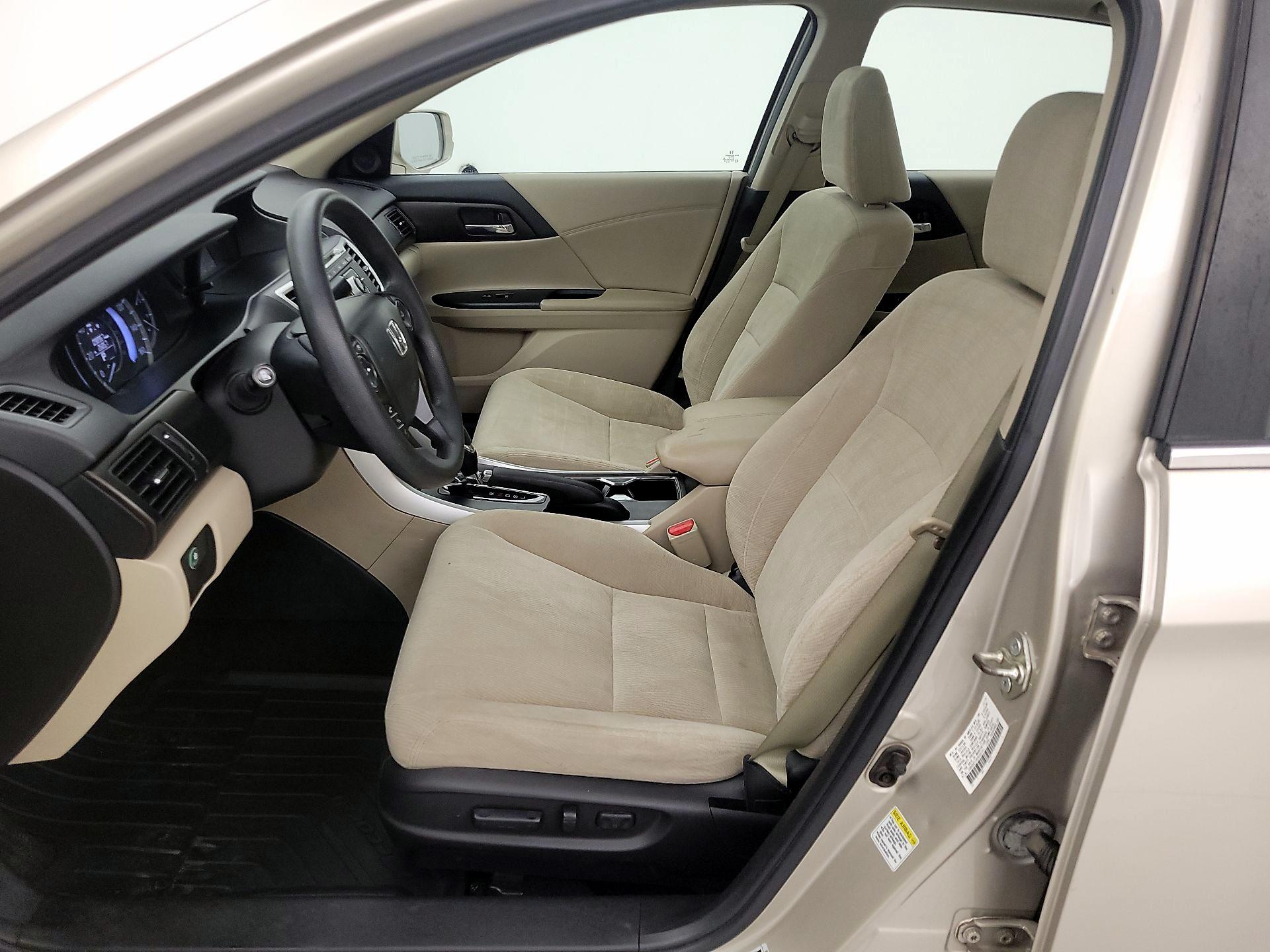 Thumbnail: 2015 Honda Accord - 9