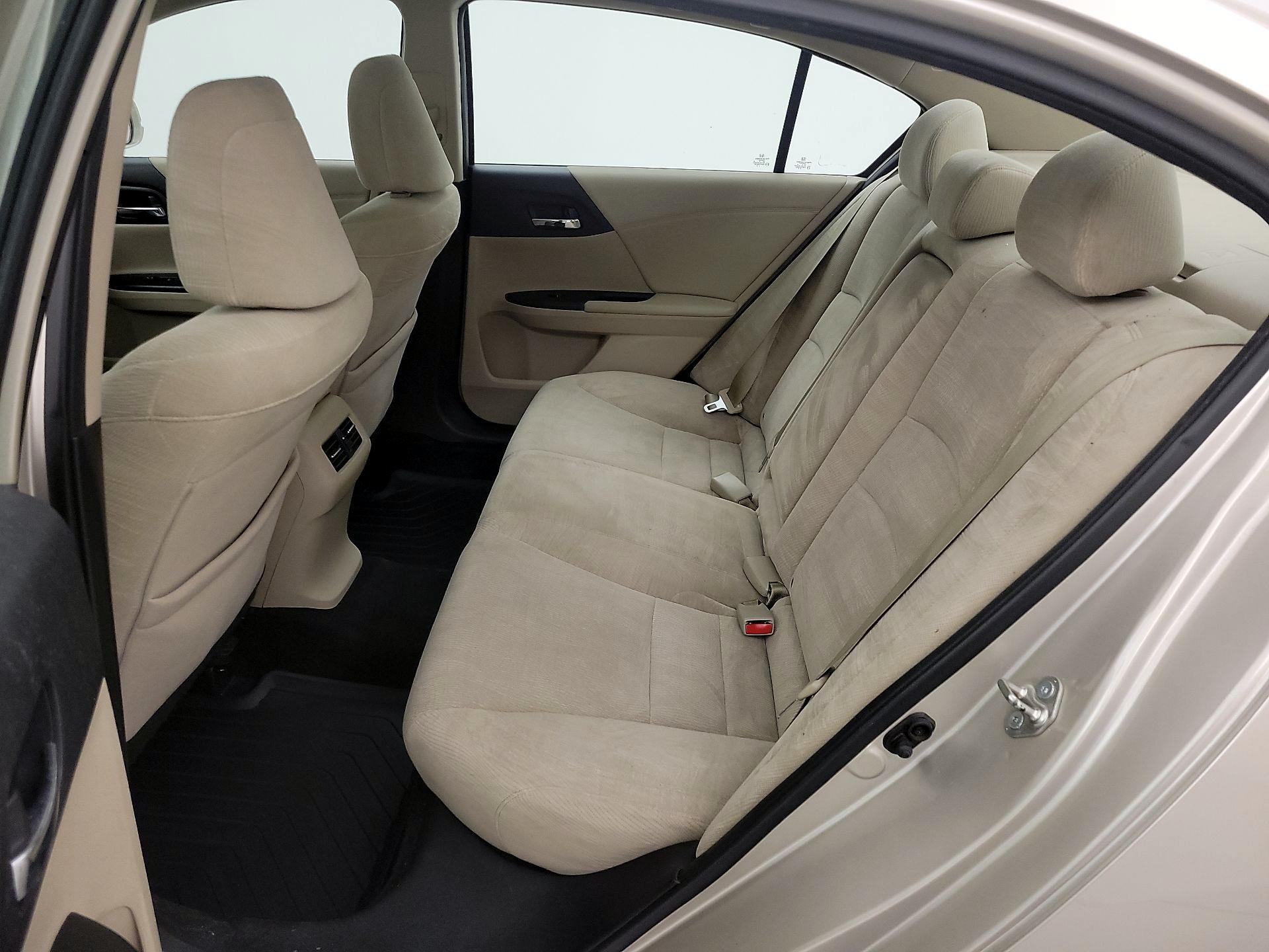 Thumbnail: 2015 Honda Accord - 18