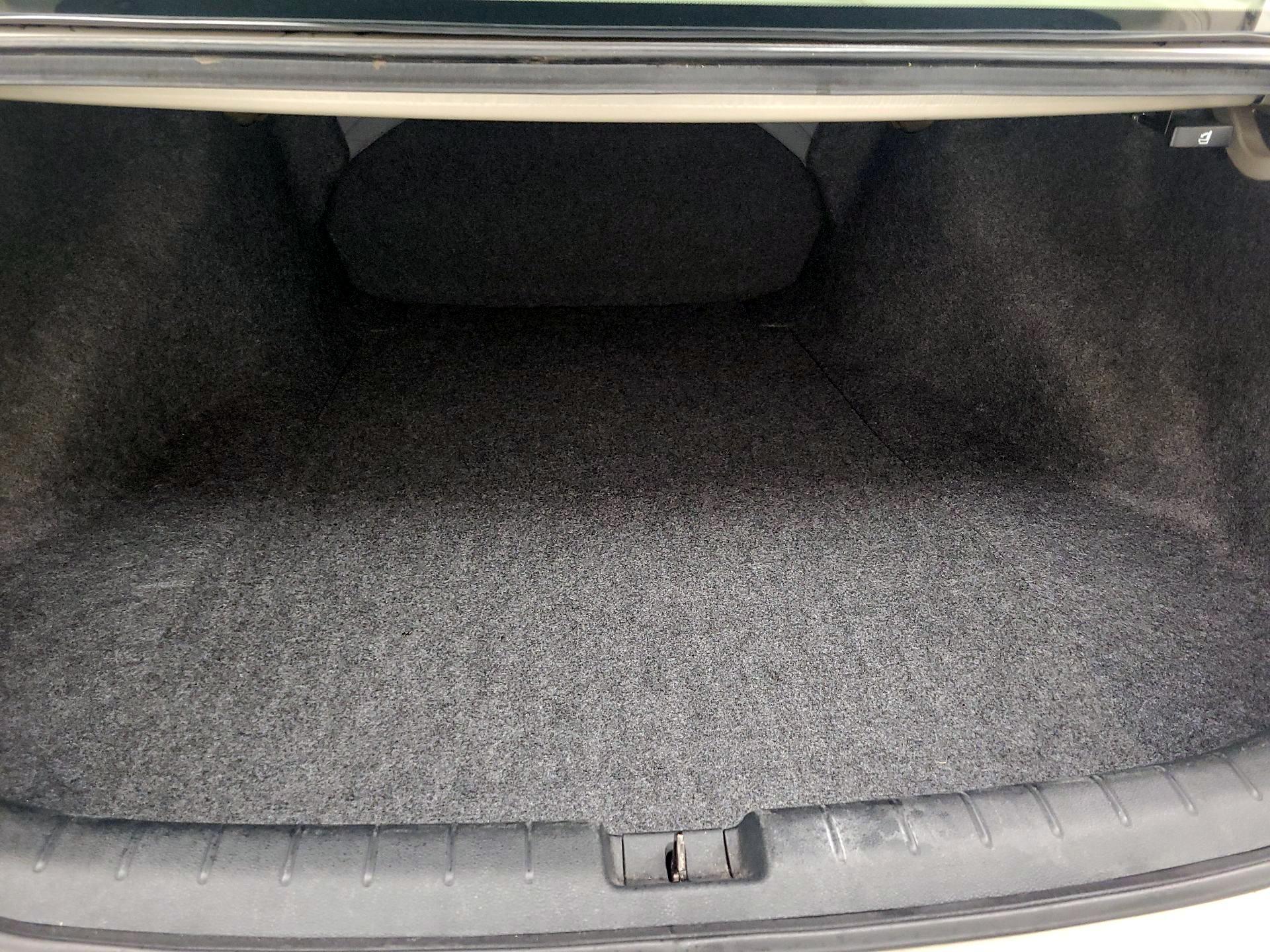 Thumbnail: 2015 Honda Accord - 19