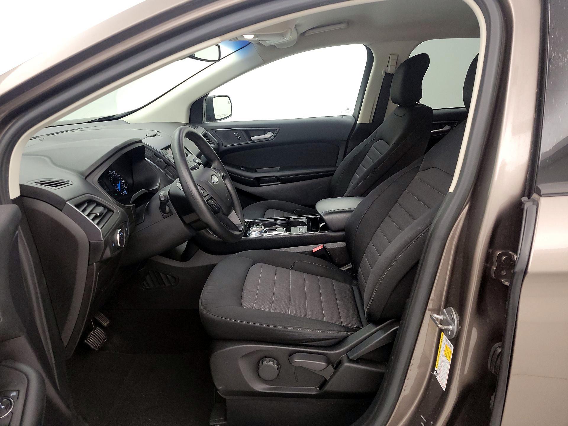 Thumbnail: 2019 Ford Edge - 11