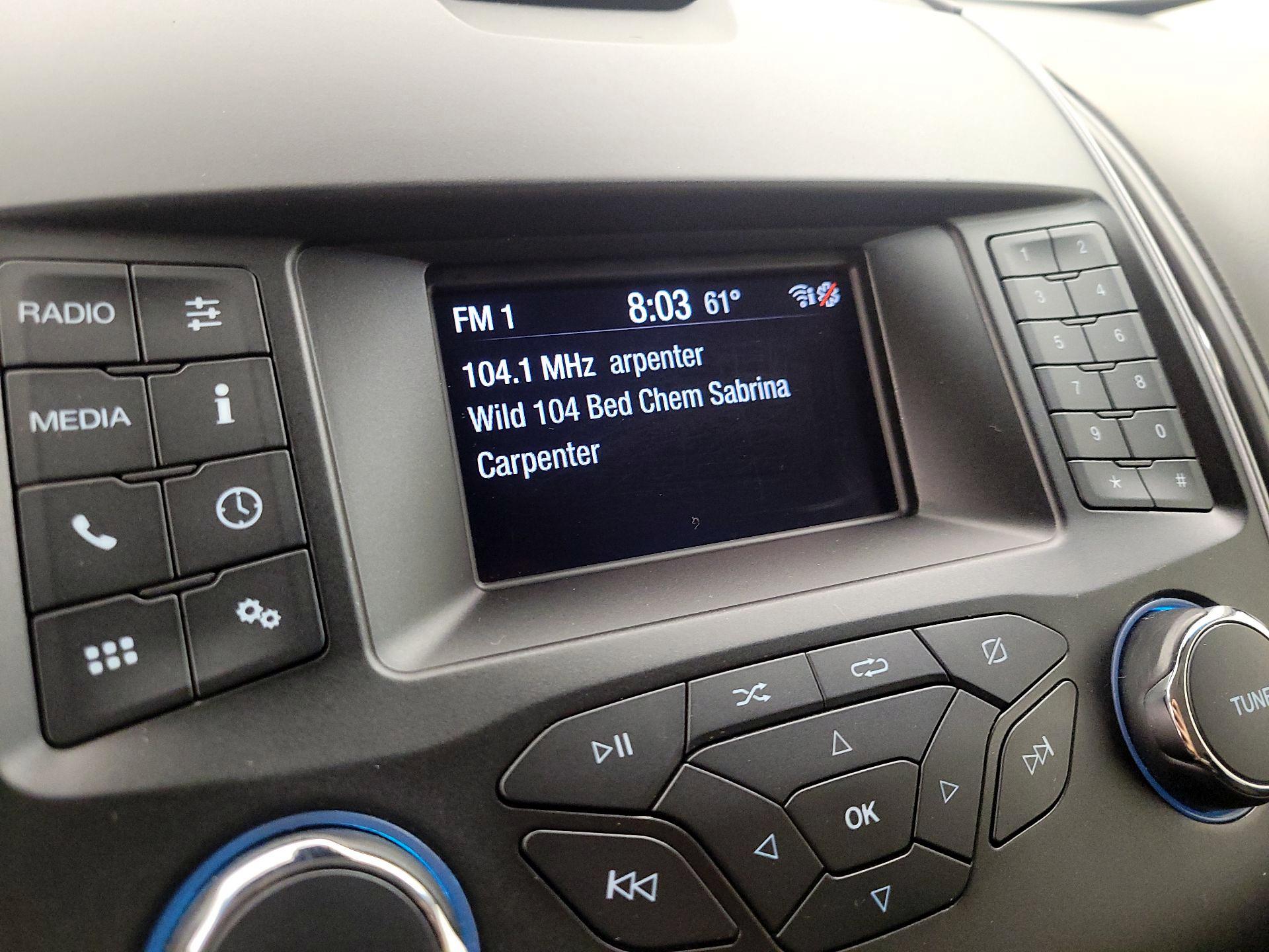 Thumbnail: 2019 Ford Edge - 15