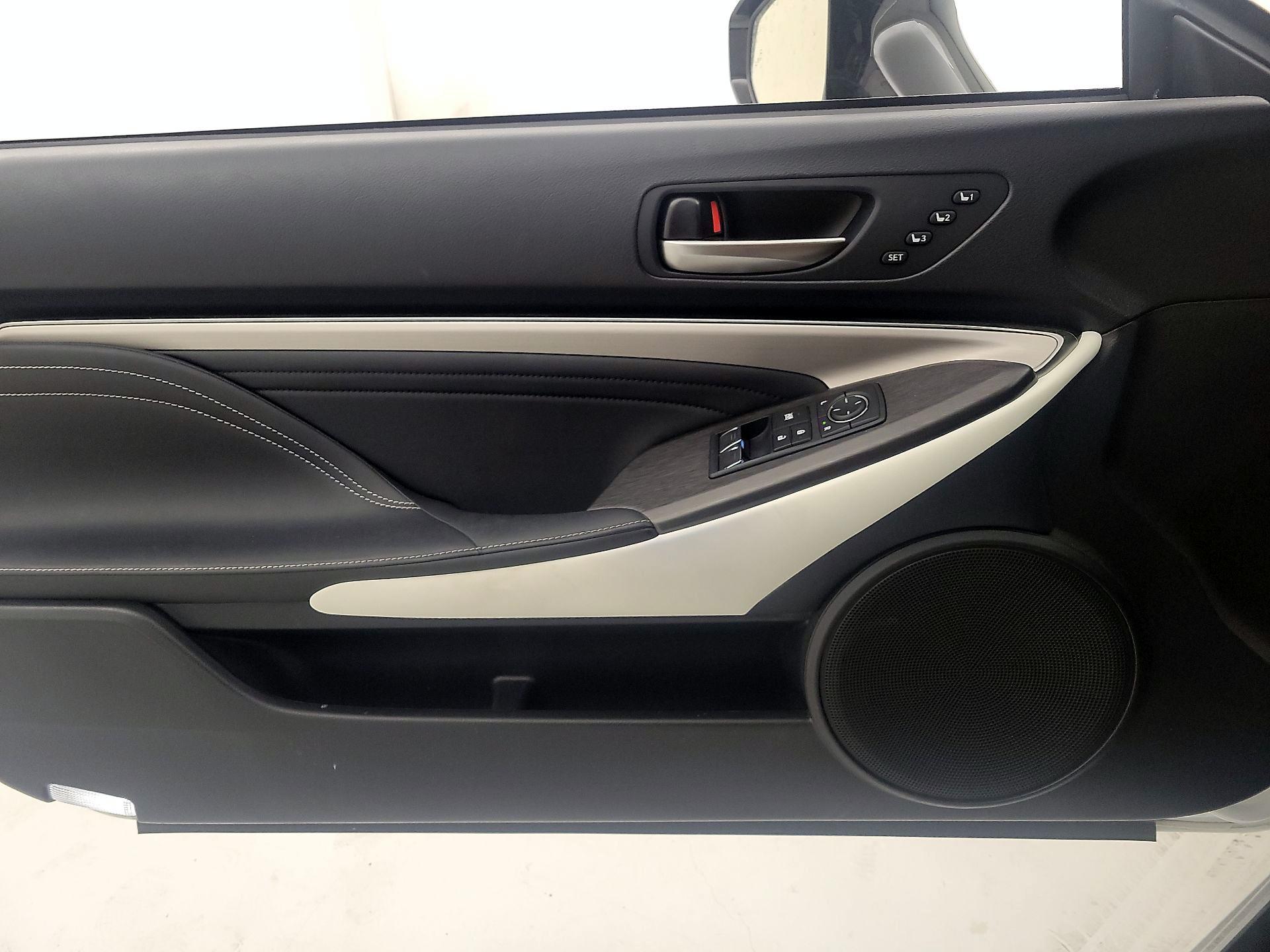 Thumbnail: 2021 Lexus RC - 12