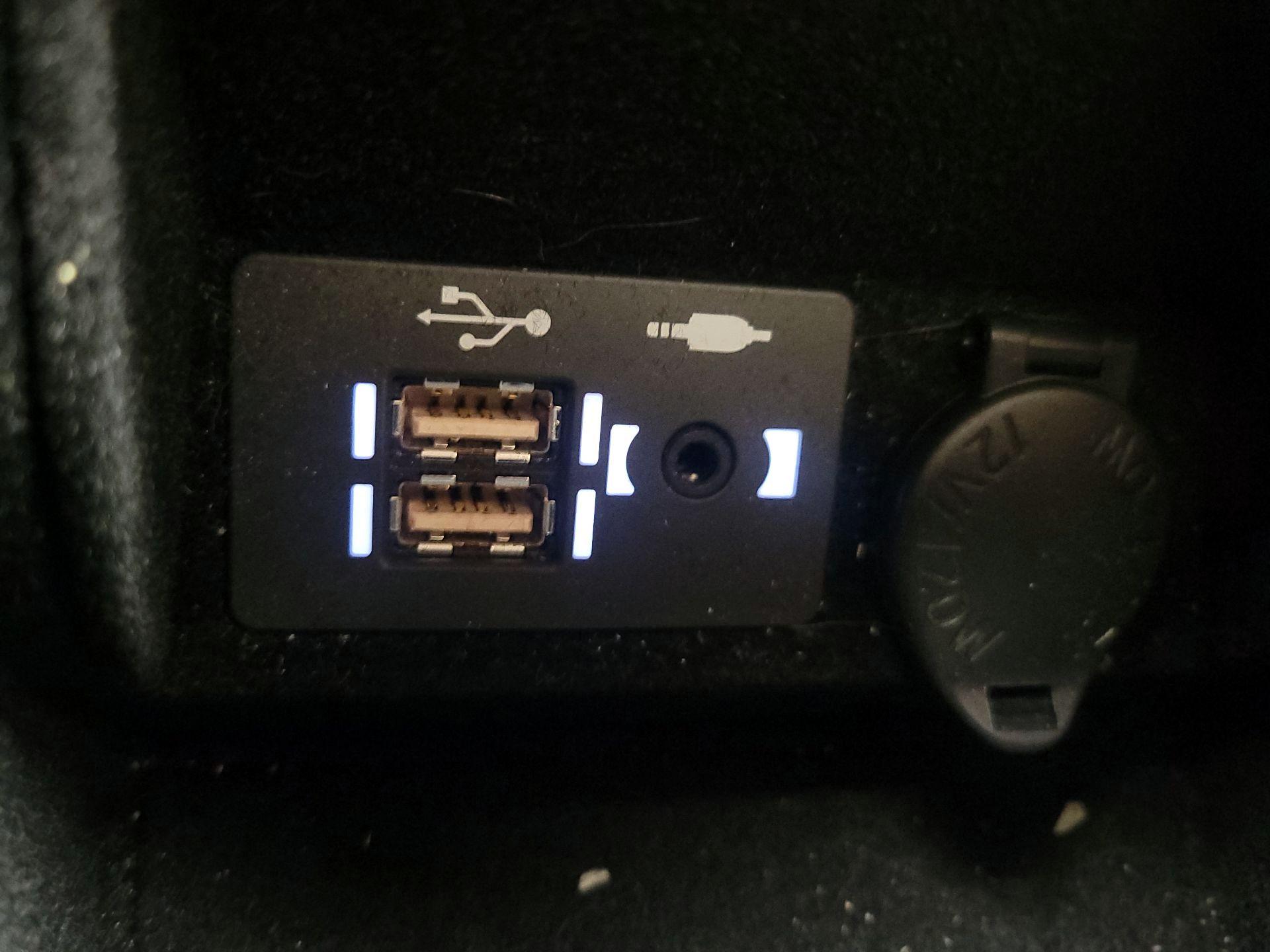 Thumbnail: 2021 Lexus RC - 19