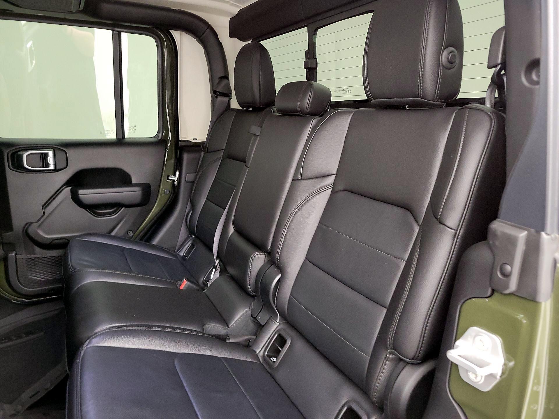 Thumbnail: 2023 Jeep Gladiator - 19