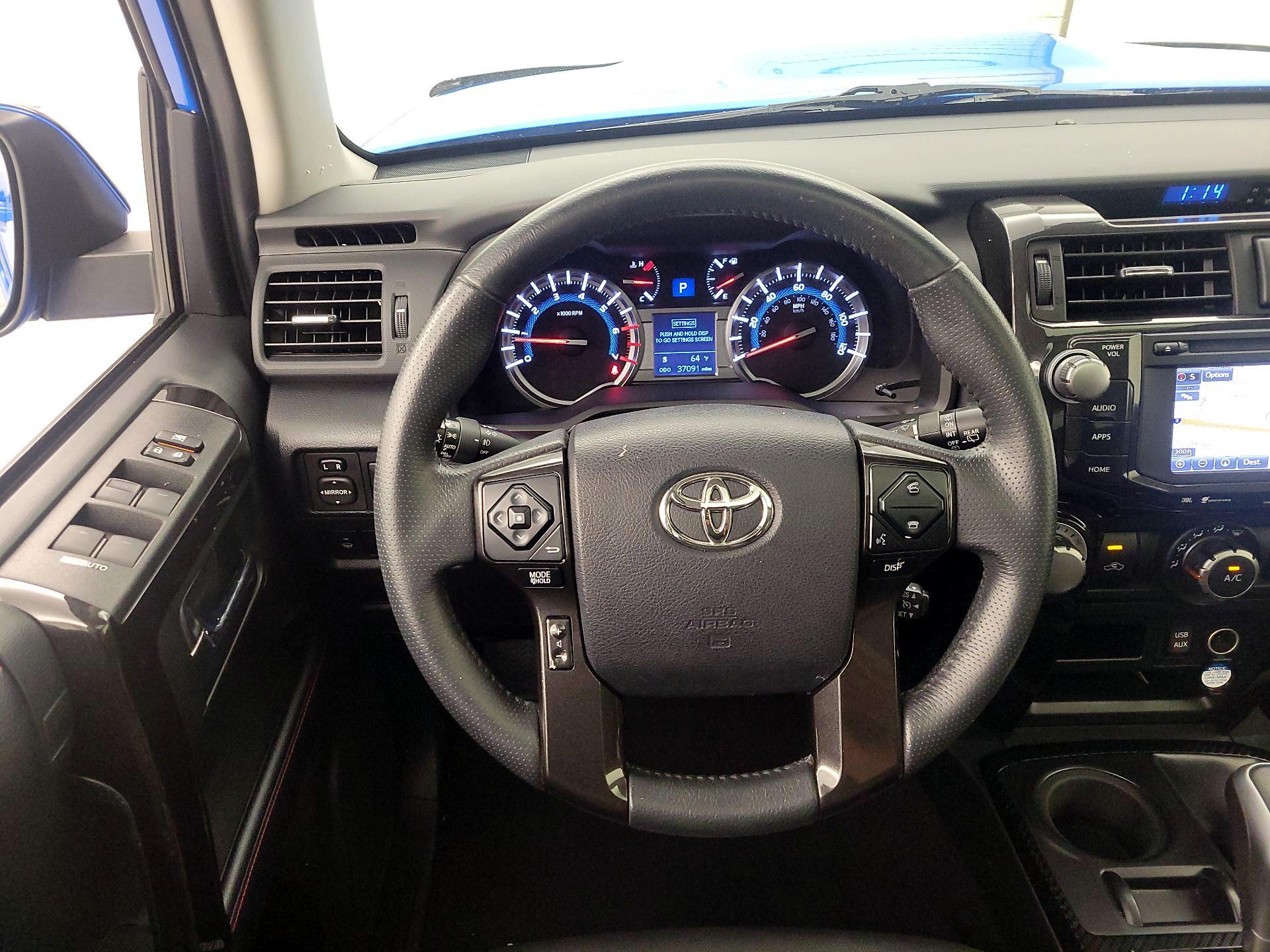 Thumbnail: 2019 Toyota 4Runner - 10