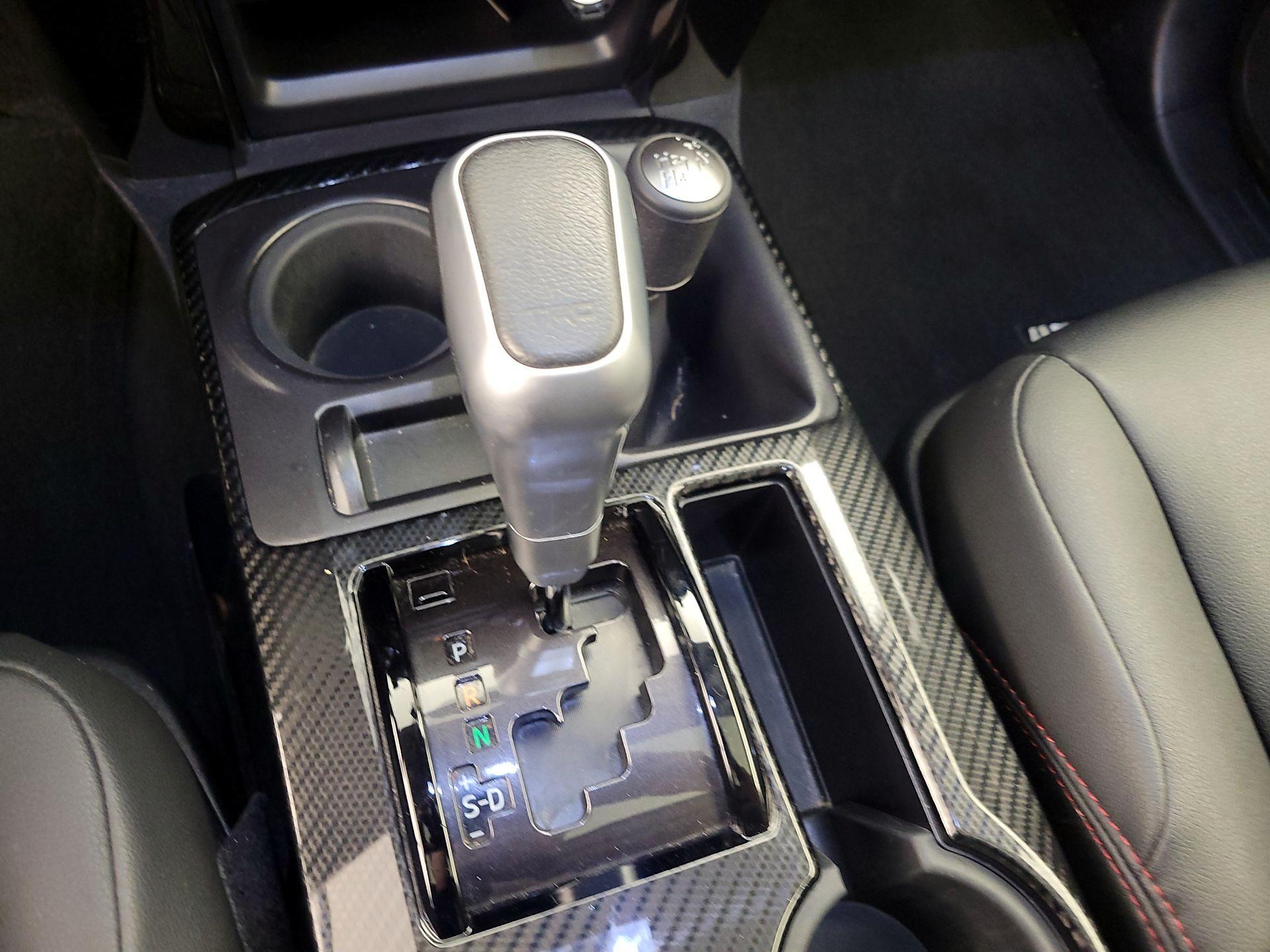 Thumbnail: 2019 Toyota 4Runner - 18