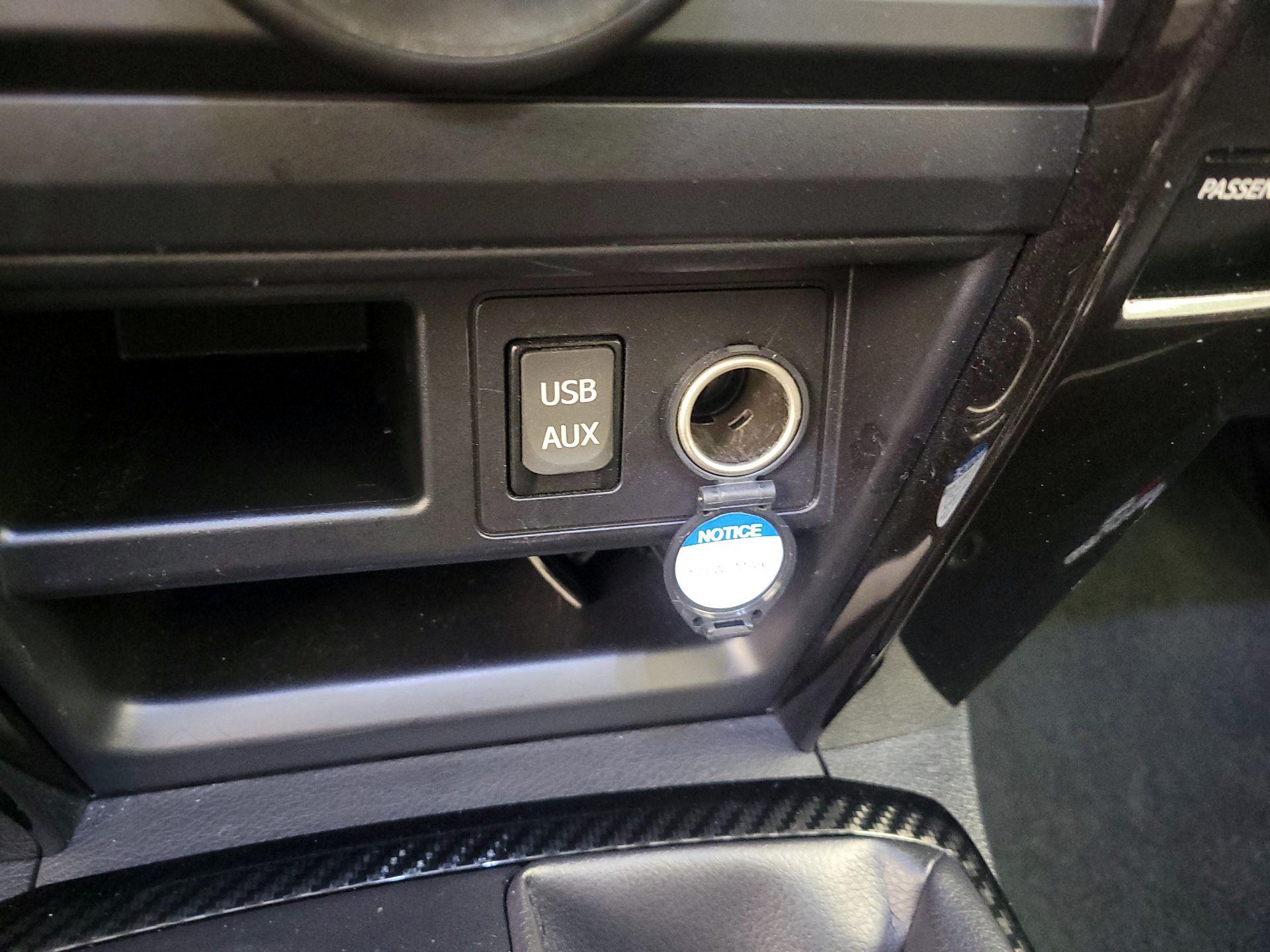 Thumbnail: 2019 Toyota 4Runner - 19