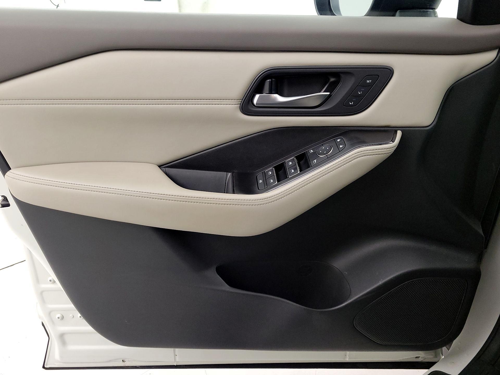 Thumbnail: 2023 Nissan Rogue - 12