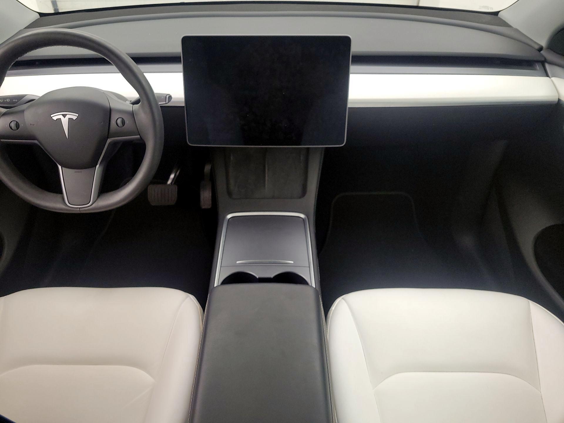 Thumbnail: 2024 Tesla Model Y - 9