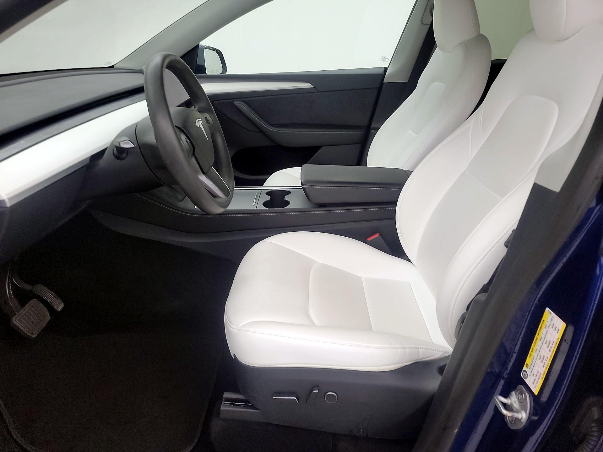 Thumbnail: 2024 Tesla Model Y - 11