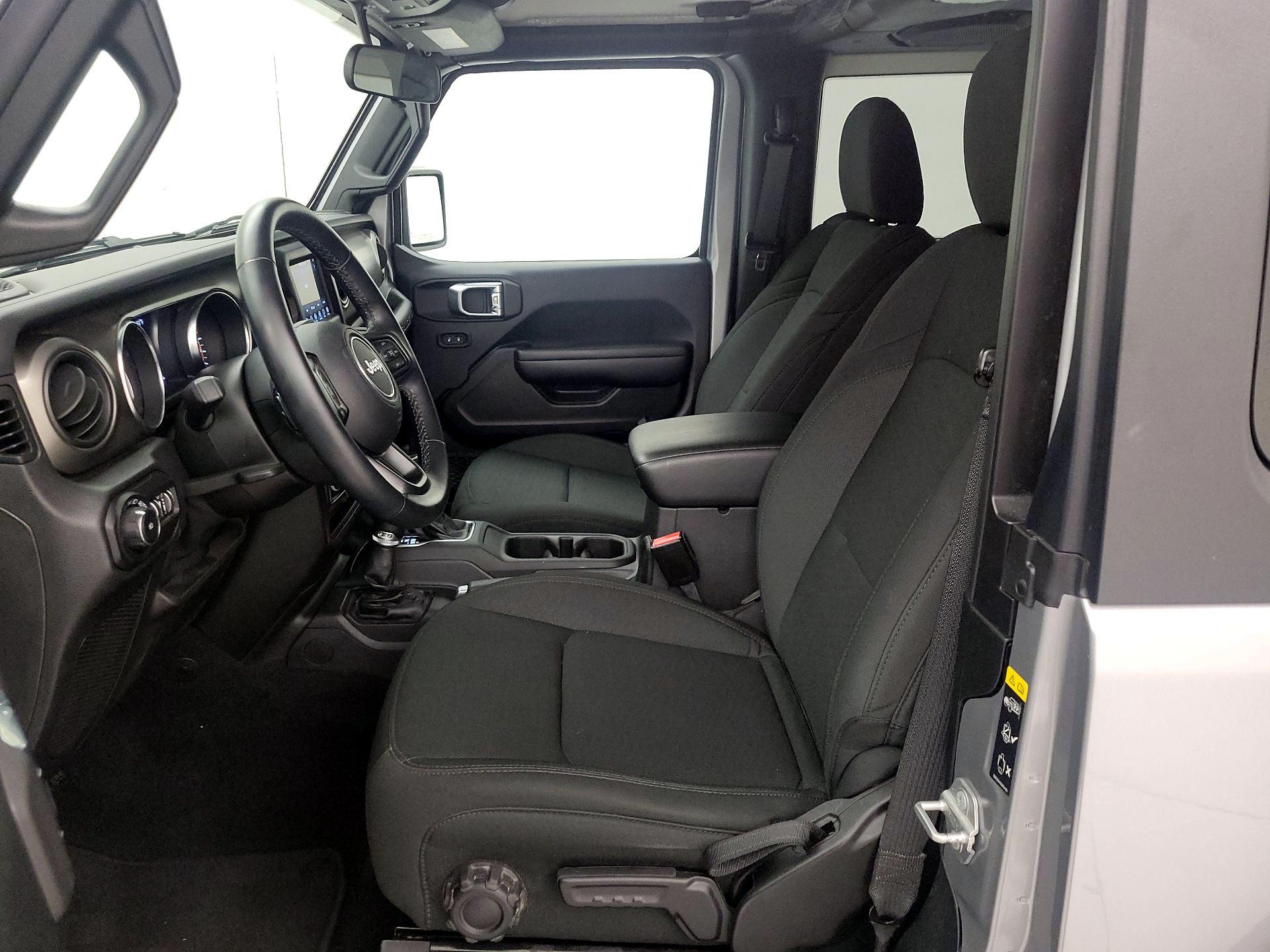 Thumbnail: 2021 Jeep Wrangler - 11