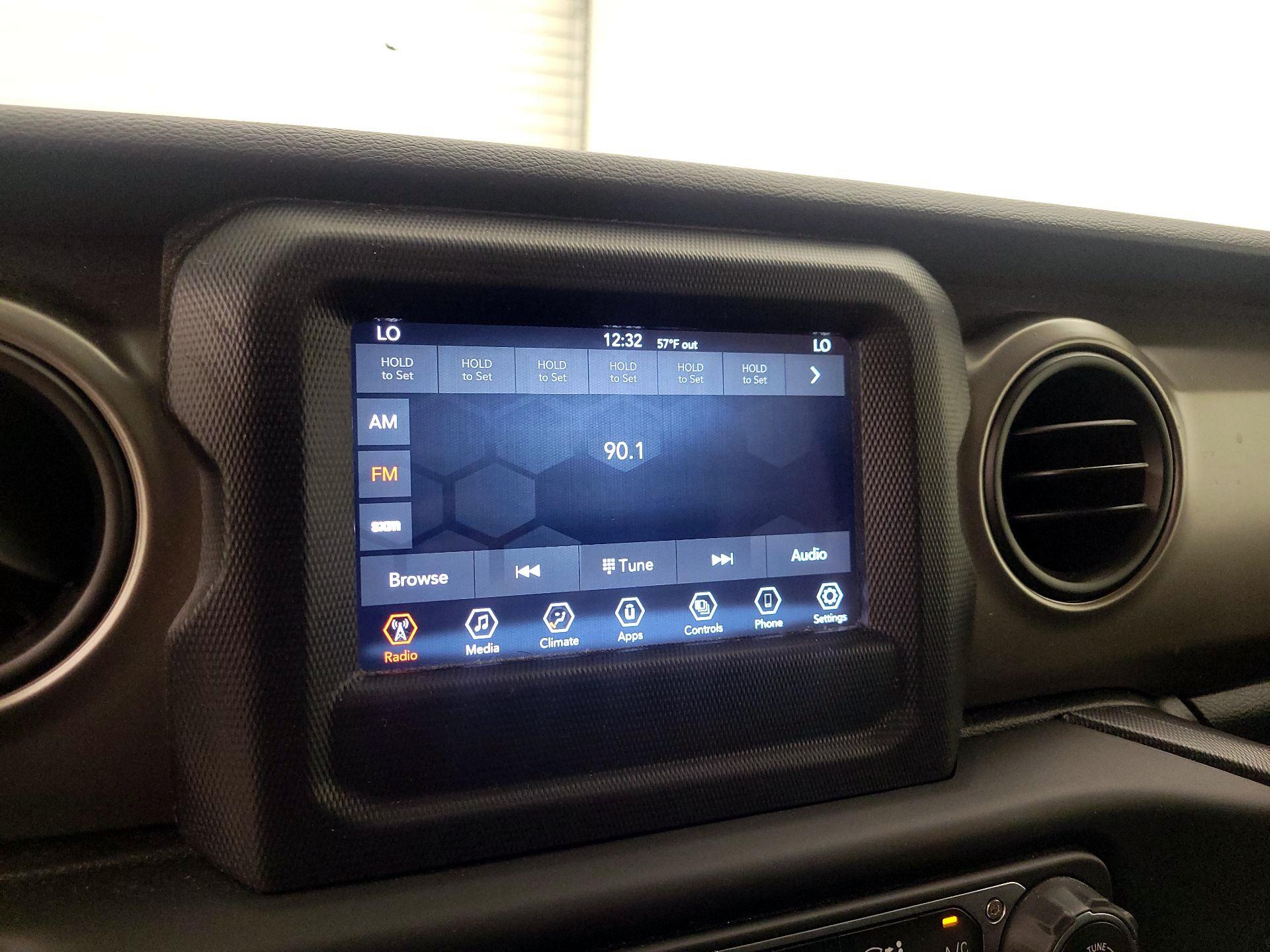 Thumbnail: 2021 Jeep Wrangler - 15