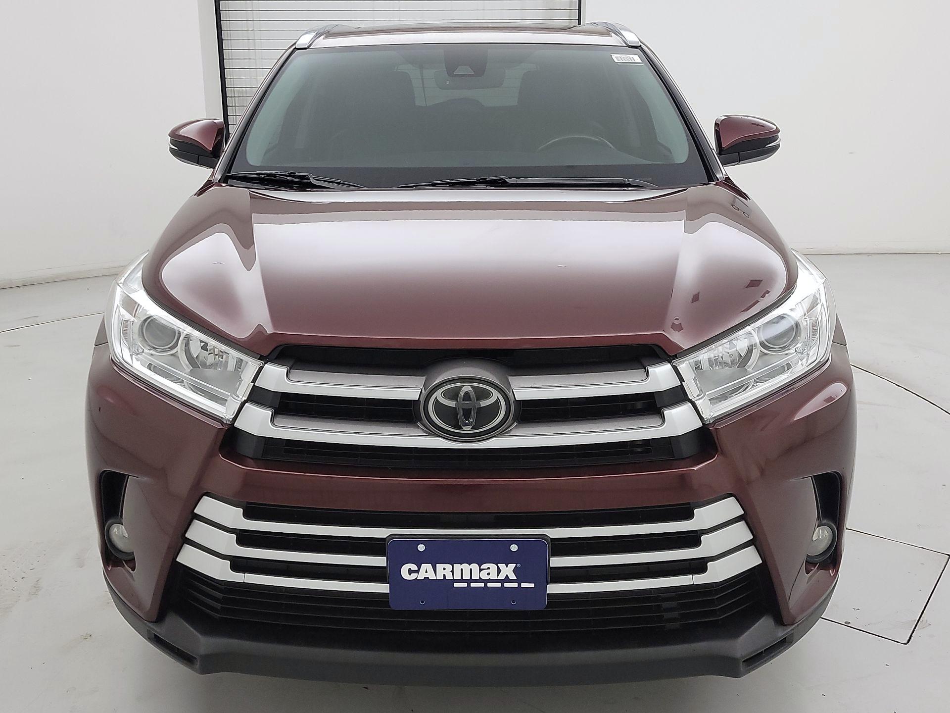 Thumbnail: 2019 Toyota Highlander - 2