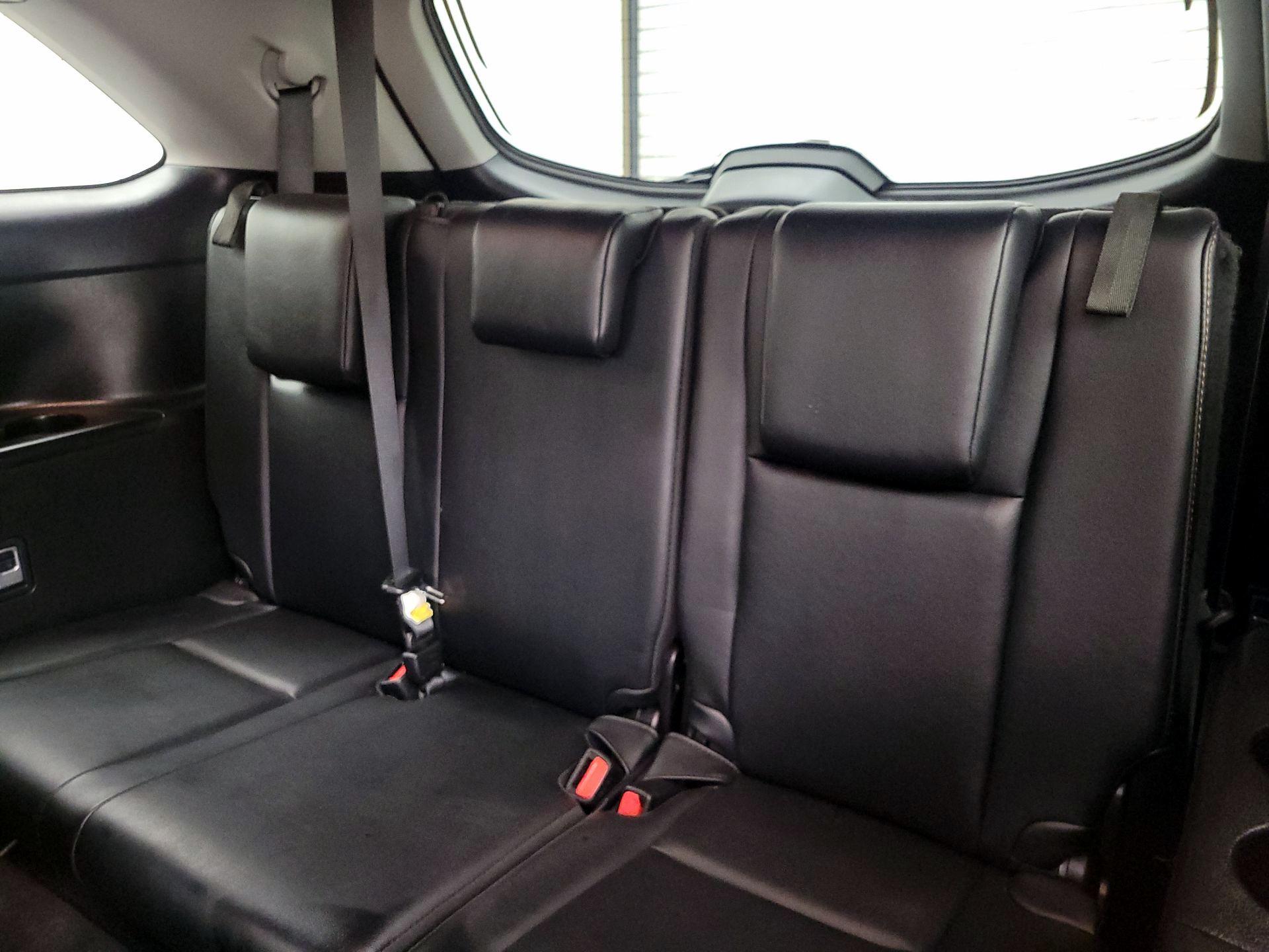 Thumbnail: 2019 Toyota Highlander - 20