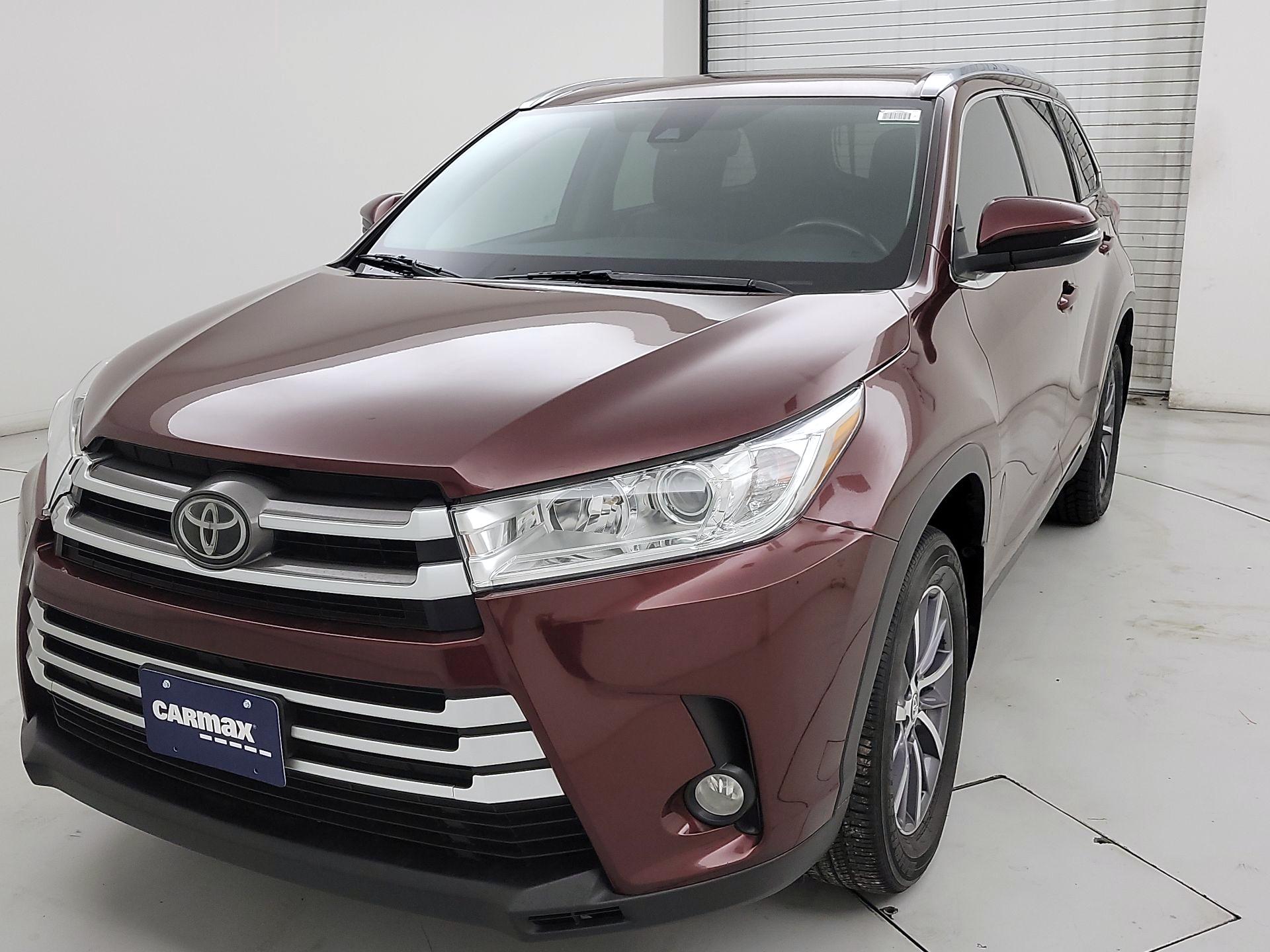 Thumbnail: 2019 Toyota Highlander - 3