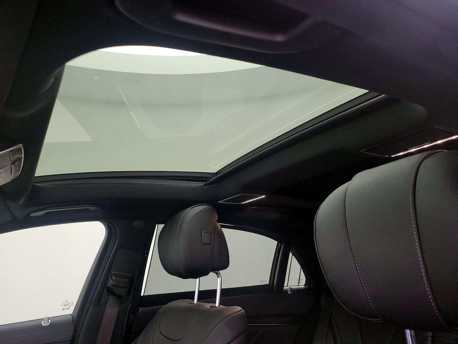 Thumbnail: 2018 Mercedes-Benz S-Class - 20