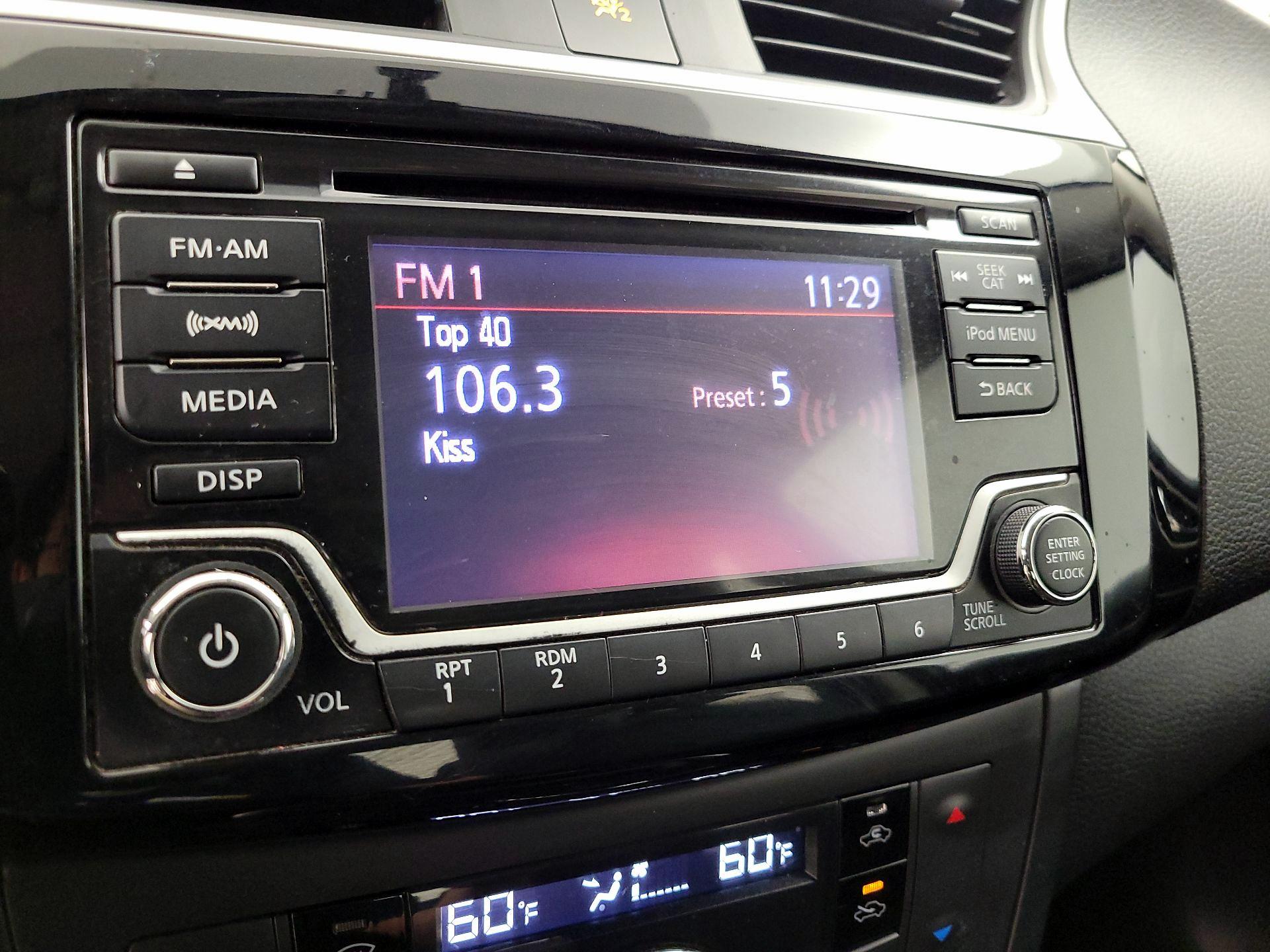 Thumbnail: 2018 Nissan Sentra - 15