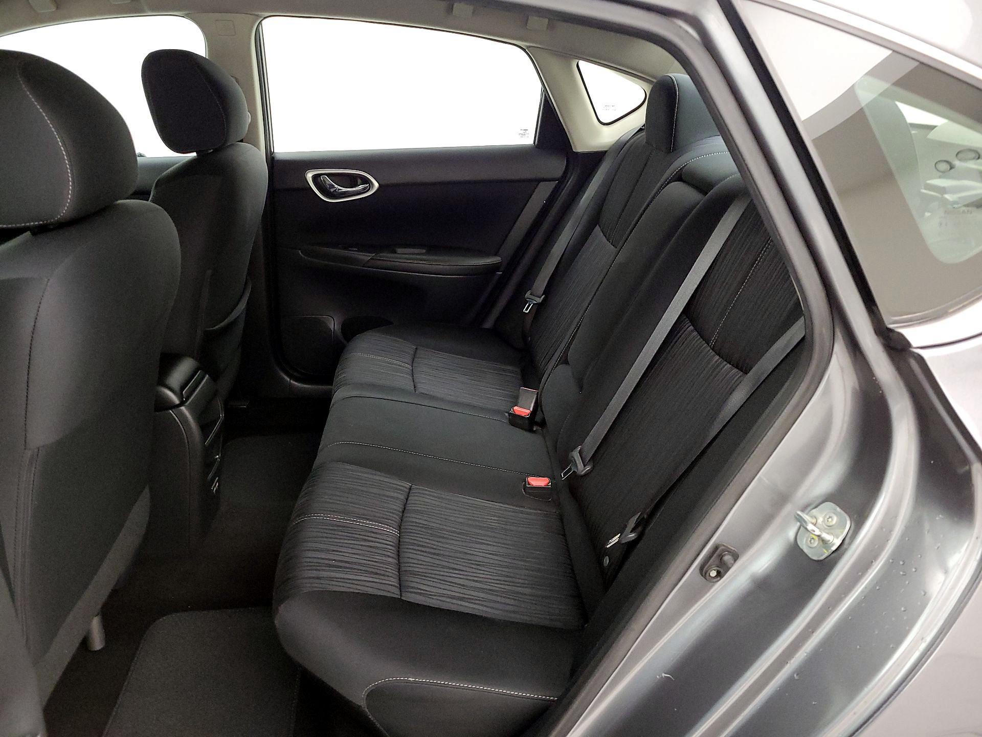 Thumbnail: 2018 Nissan Sentra - 19