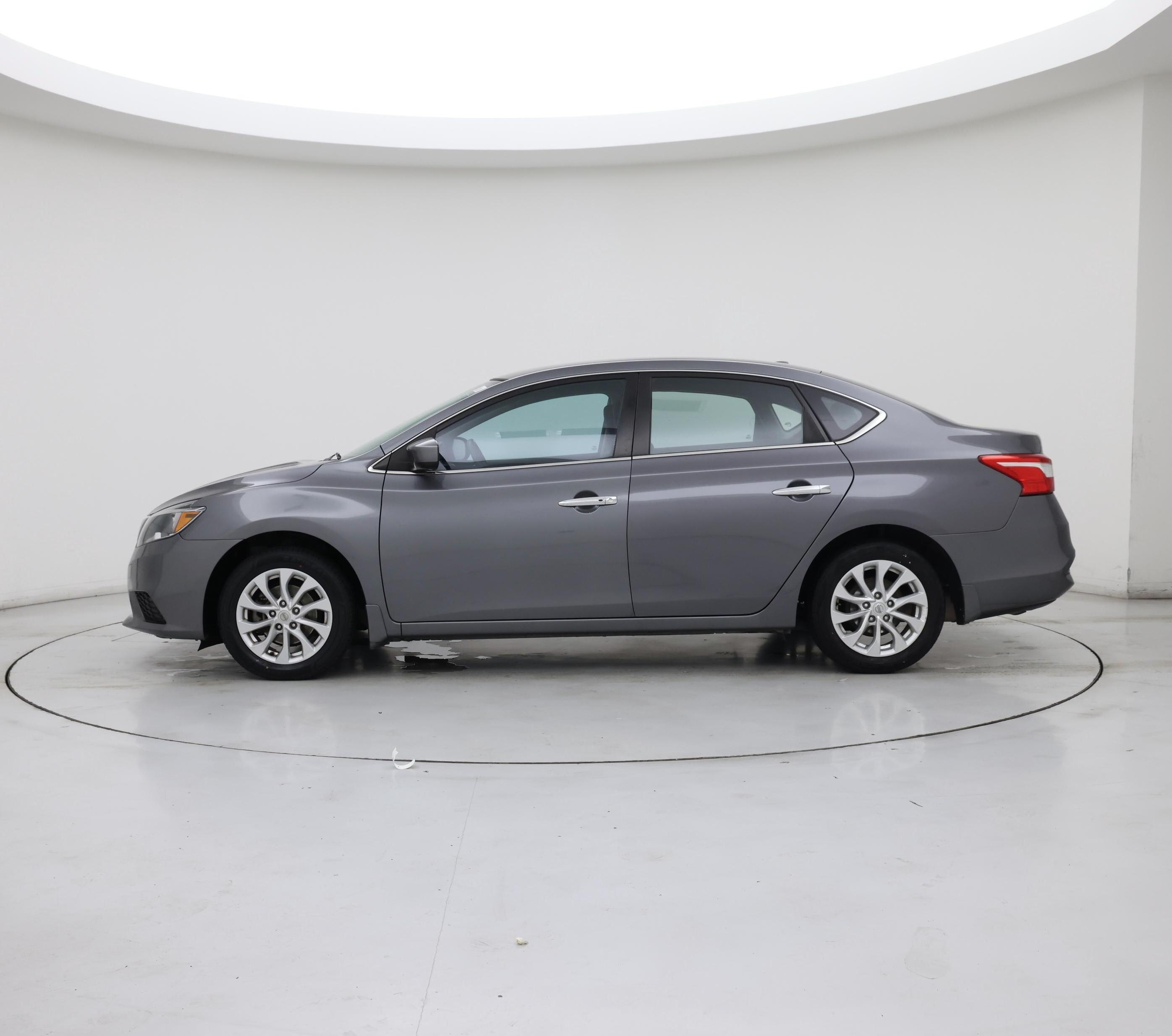 Thumbnail: 2018 Nissan Sentra - 3