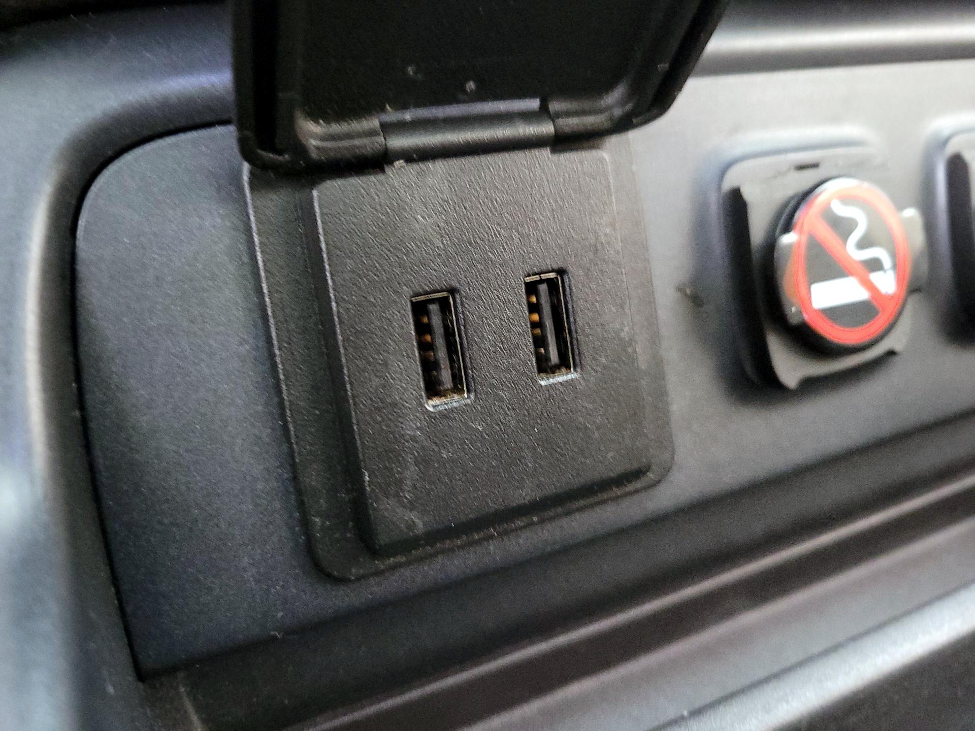 Thumbnail: 2018 Chevrolet Silverado 1500 - 17