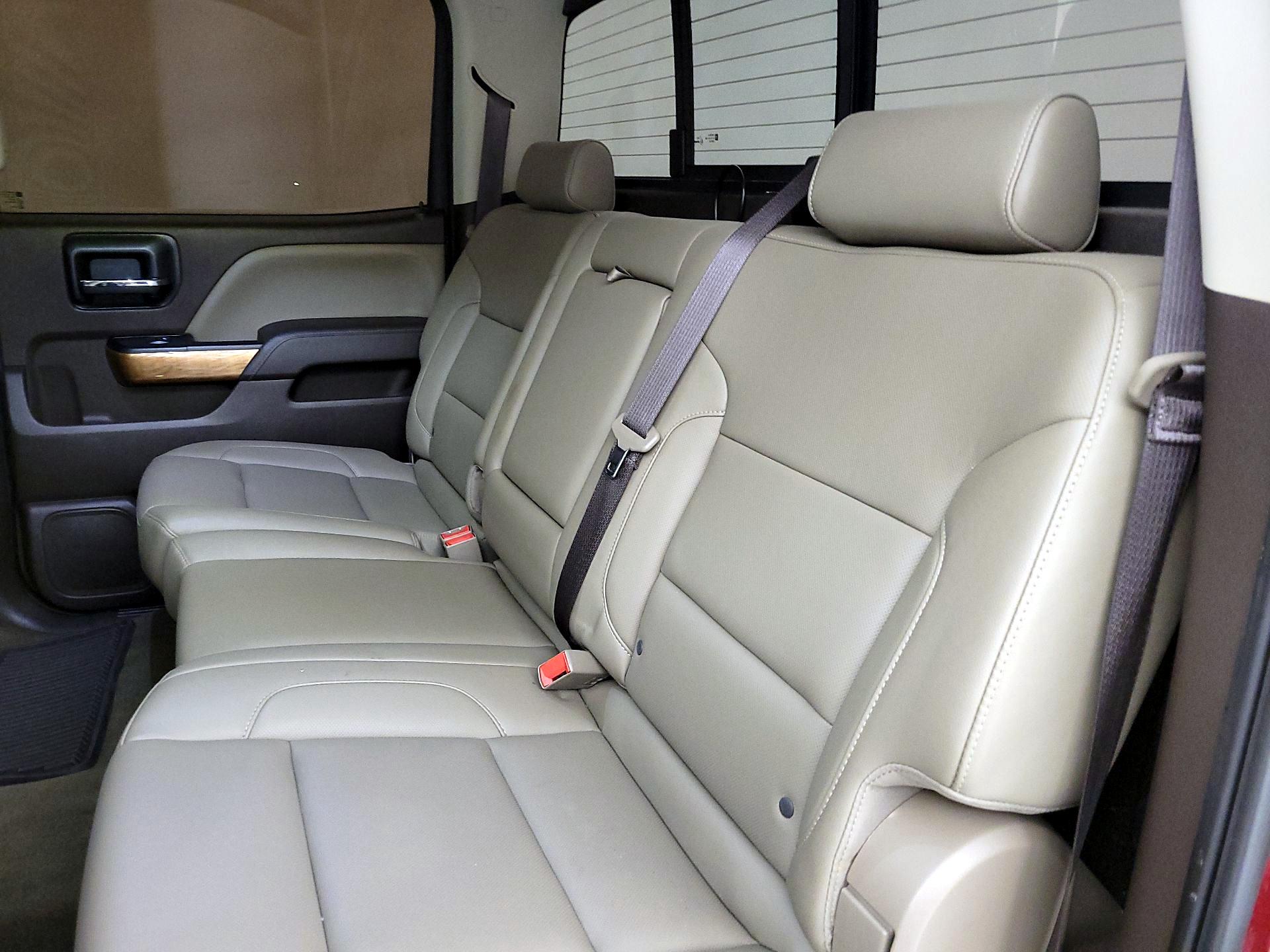 Thumbnail: 2018 Chevrolet Silverado 1500 - 19