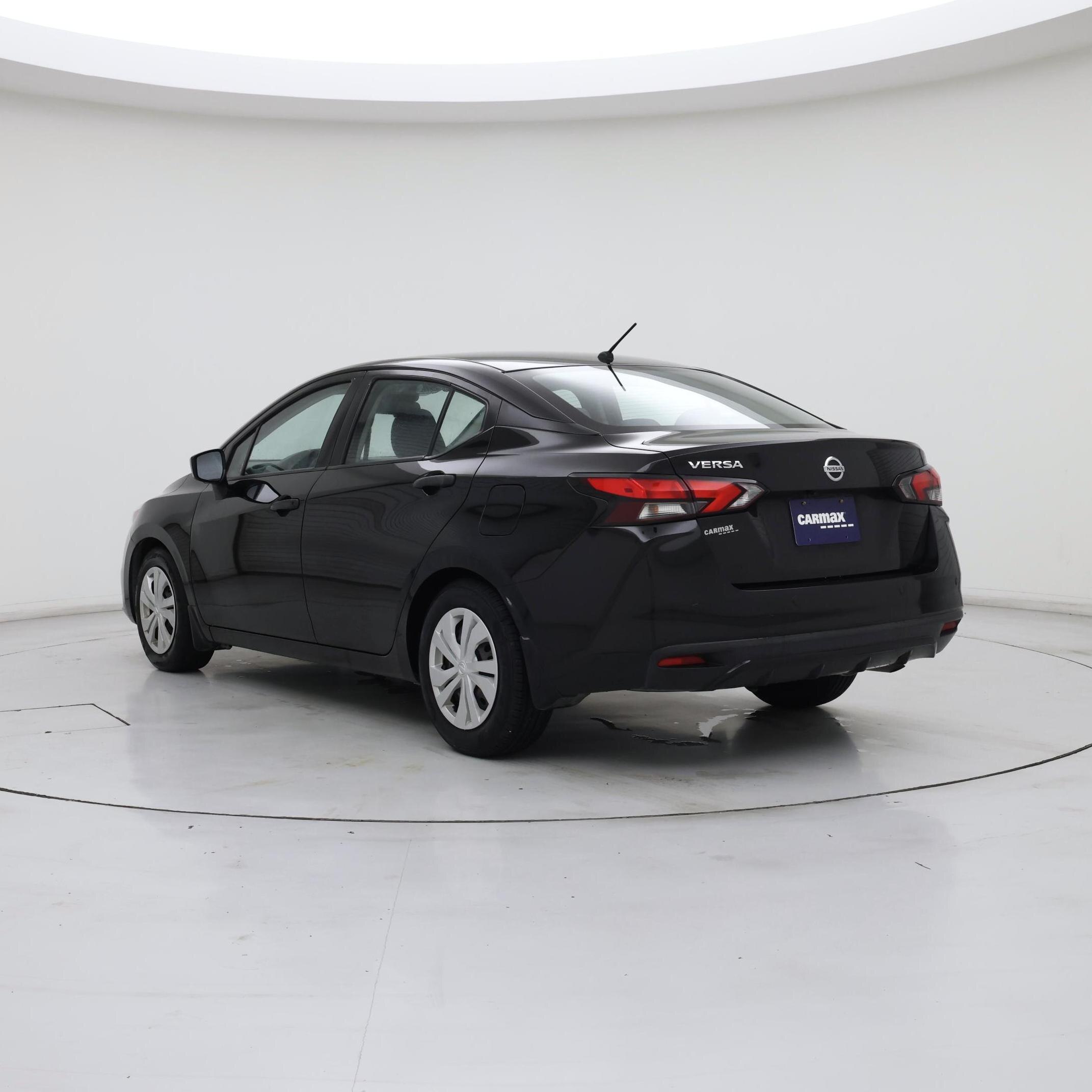 Thumbnail: 2021 Nissan Versa - 2