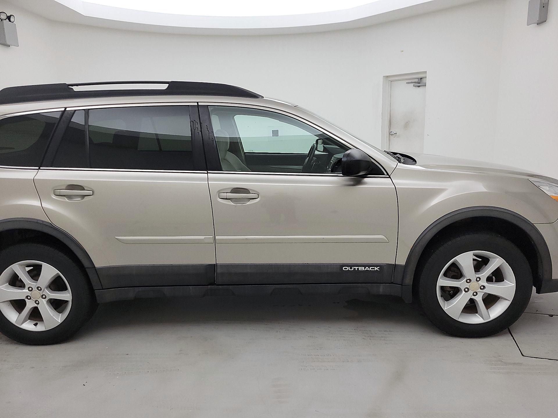 Thumbnail: 2014 Subaru Outback - 4