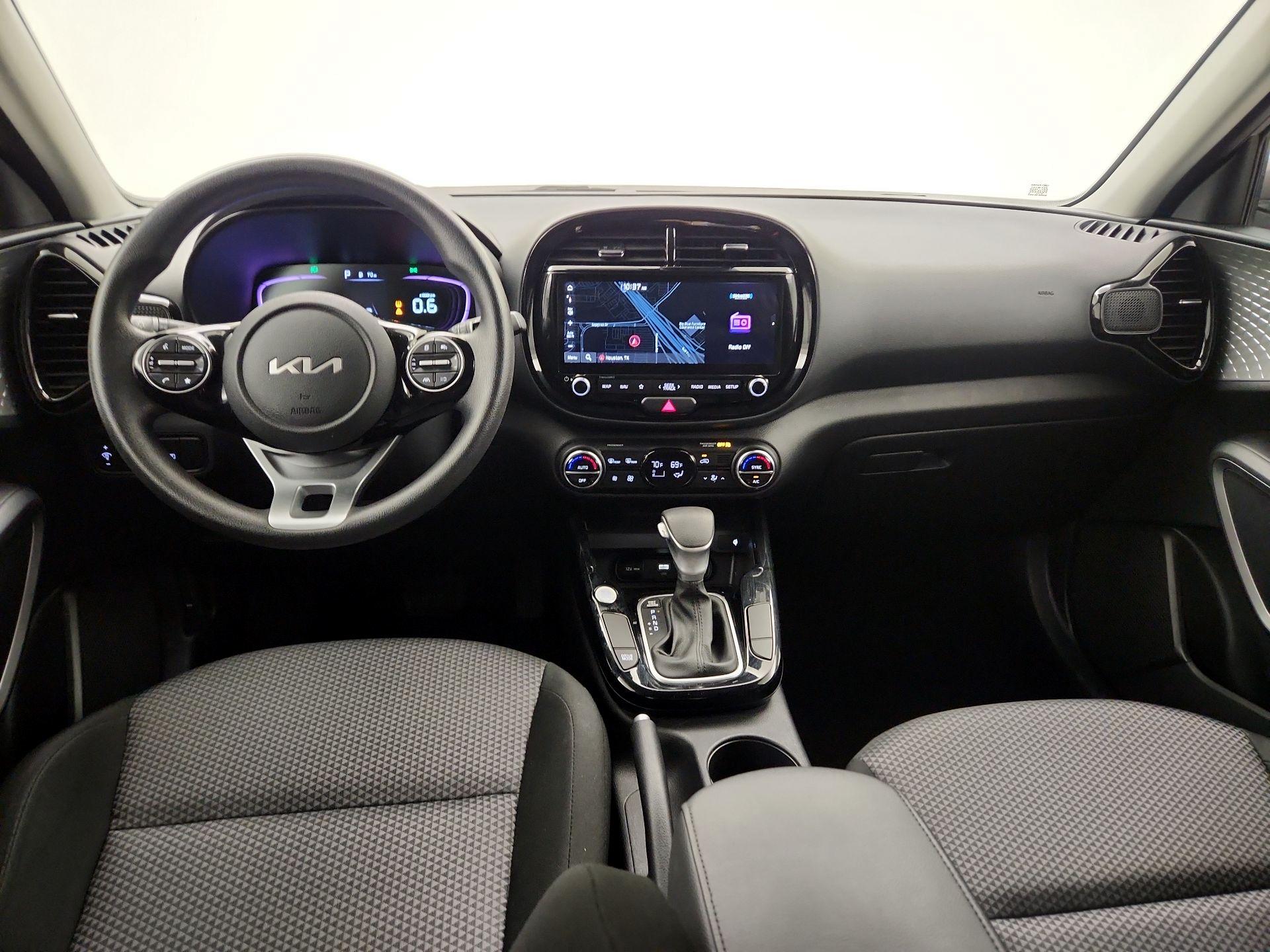 Thumbnail: 2023 Kia Soul - 9