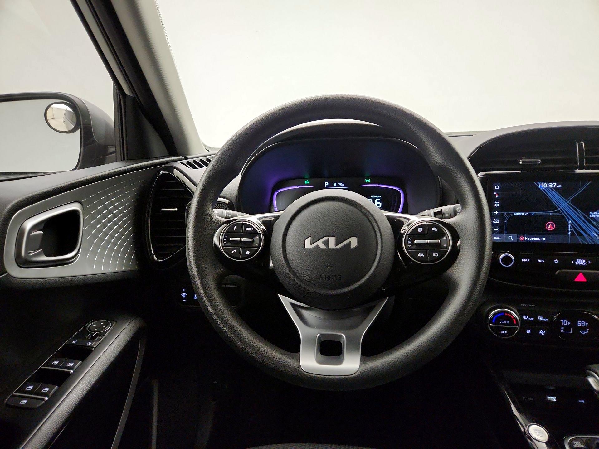 Thumbnail: 2023 Kia Soul - 10