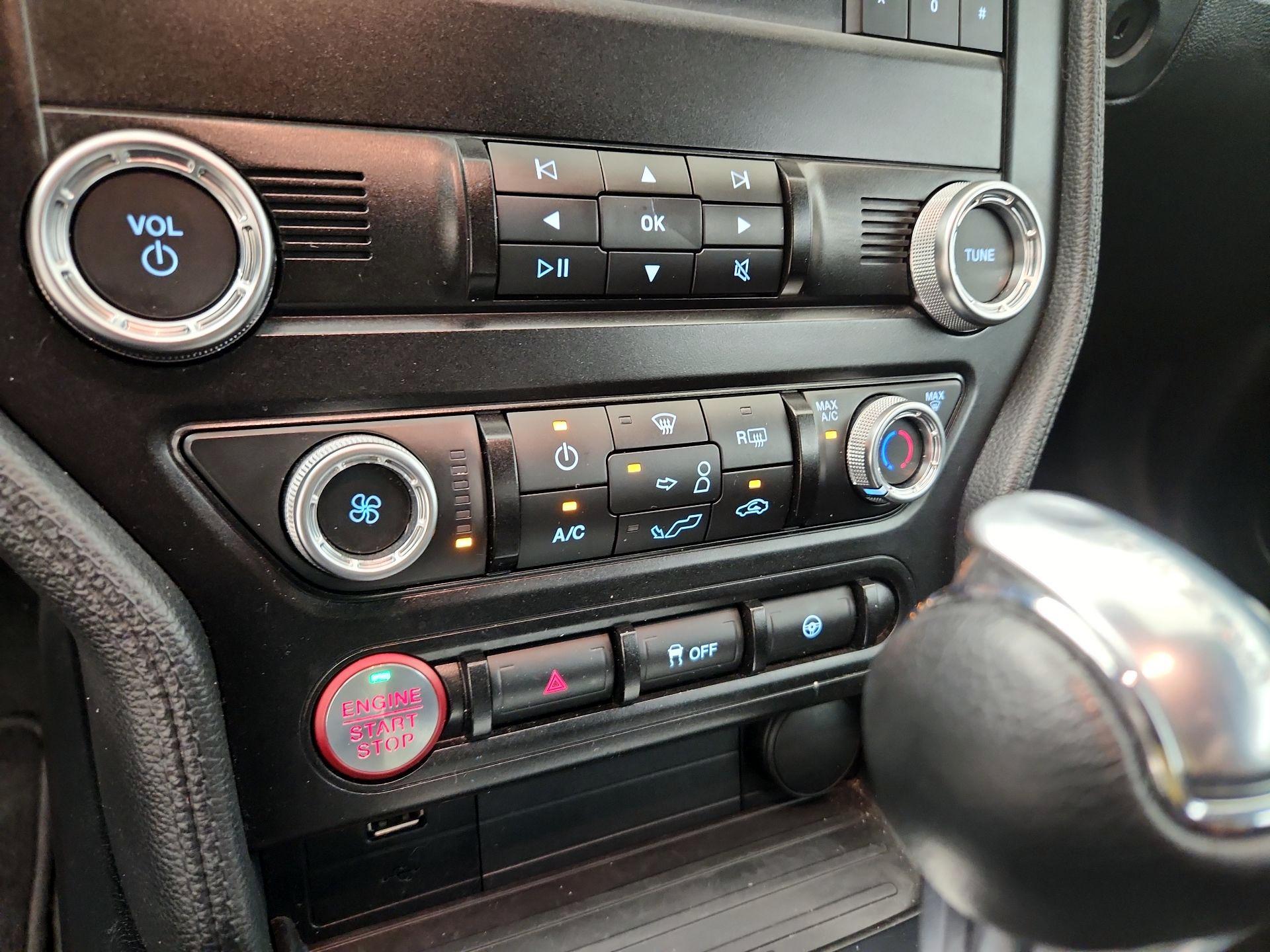 Thumbnail: 2022 Ford Mustang - 16