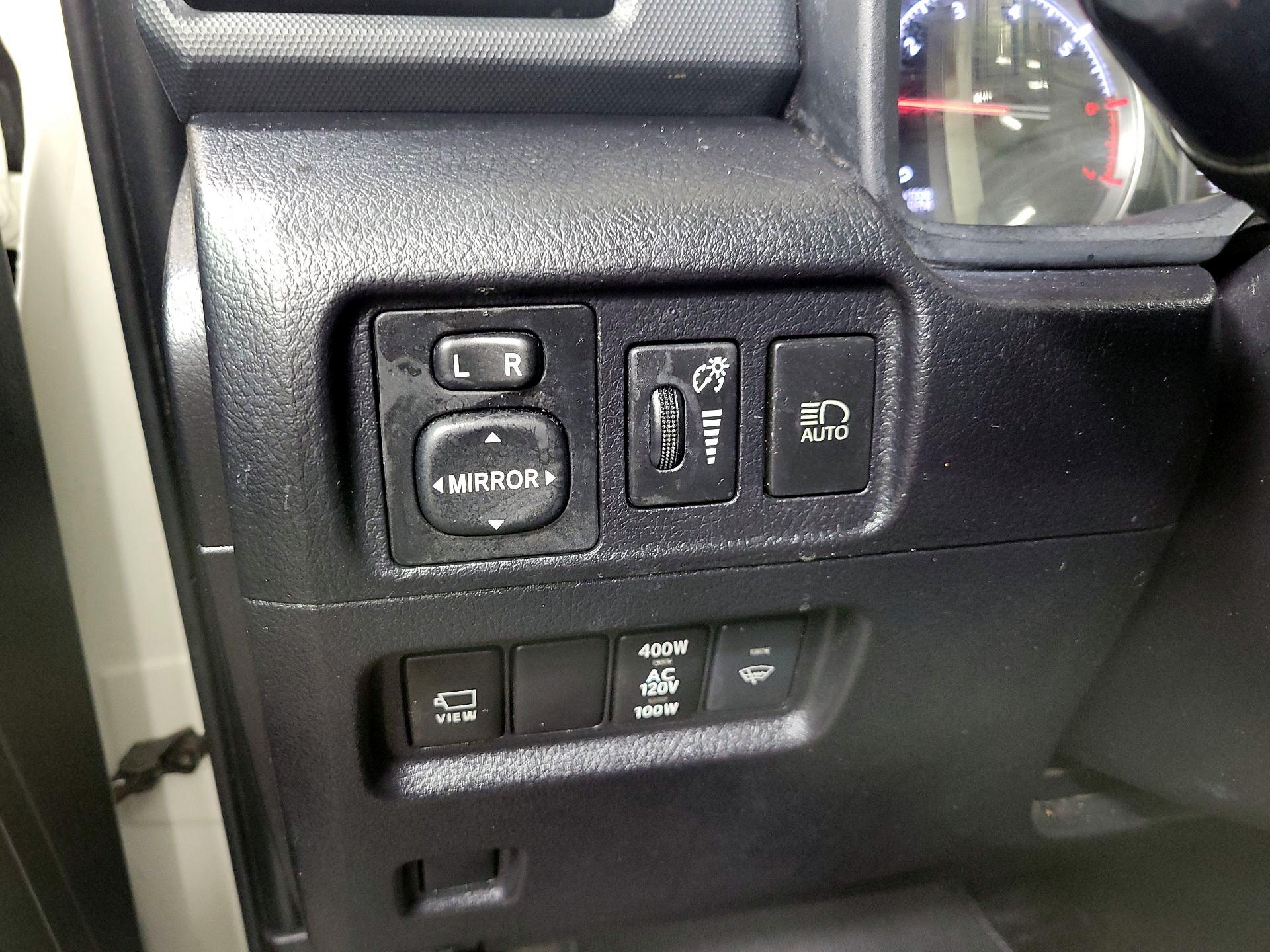 Thumbnail: 2022 Toyota 4Runner - 13