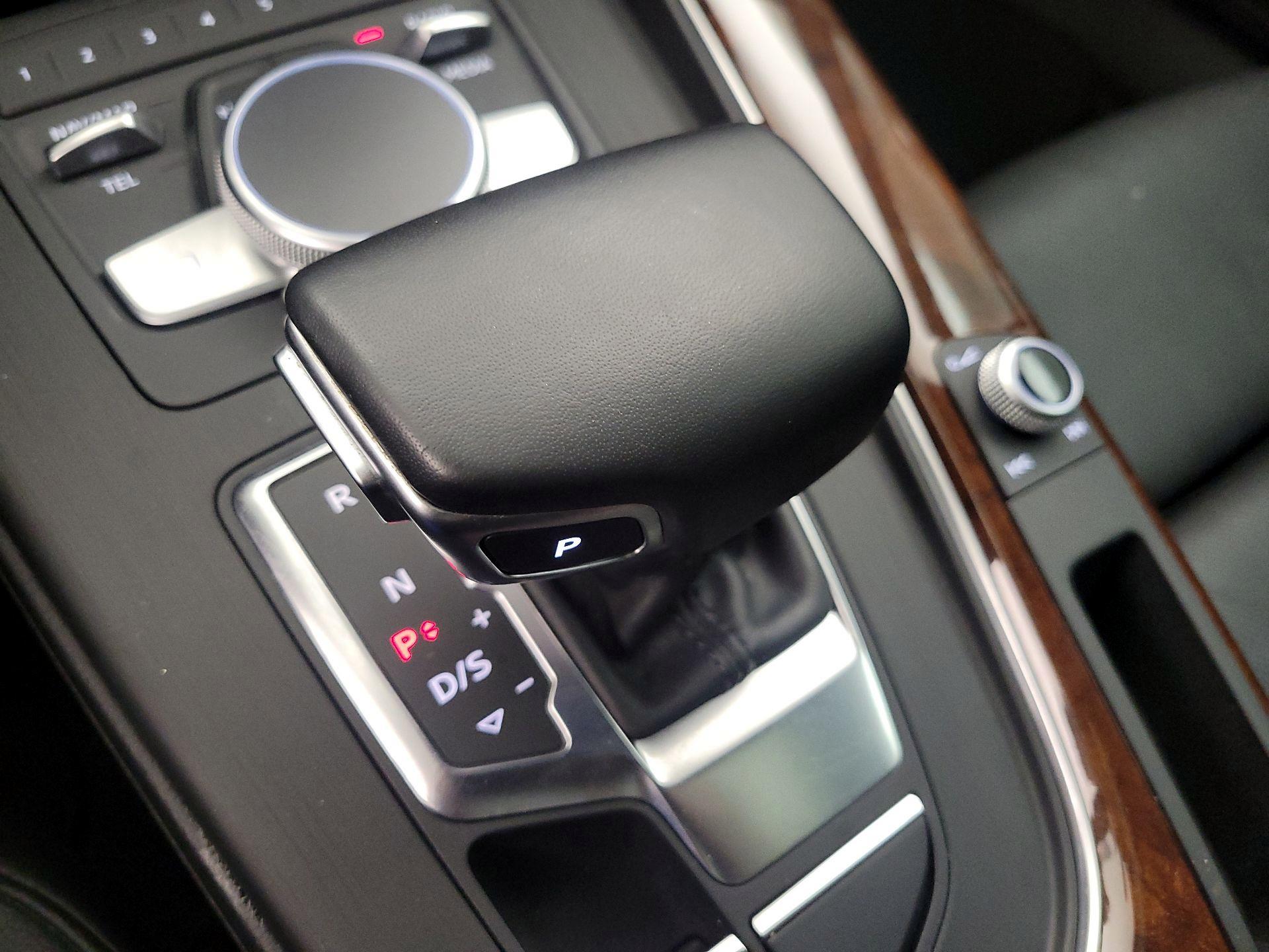 Thumbnail: 2018 Audi A4 - 16