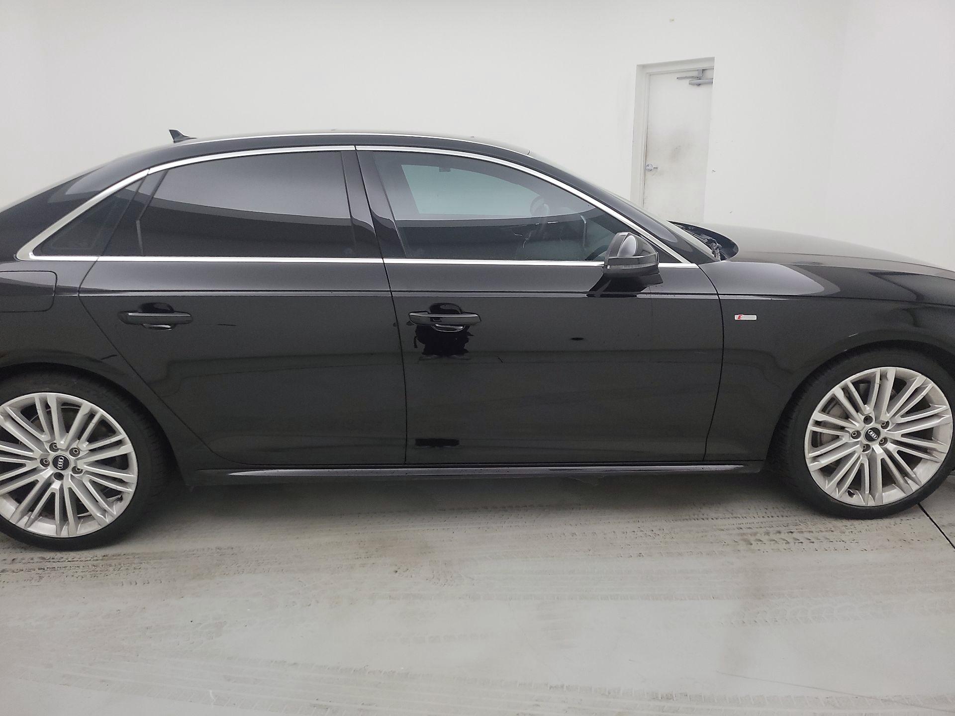 Thumbnail: 2018 Audi A4 - 4