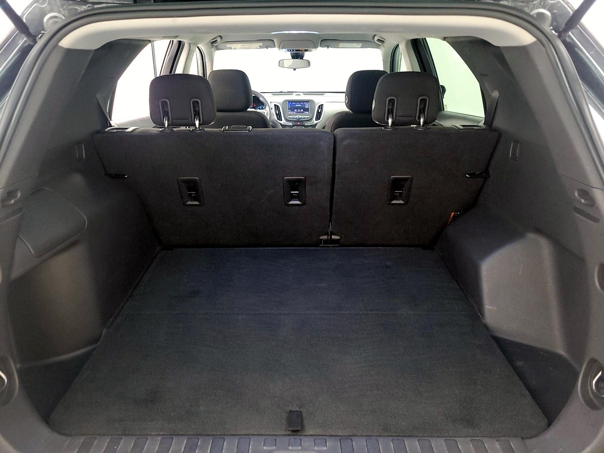 Thumbnail: 2020 Chevrolet Equinox - 18