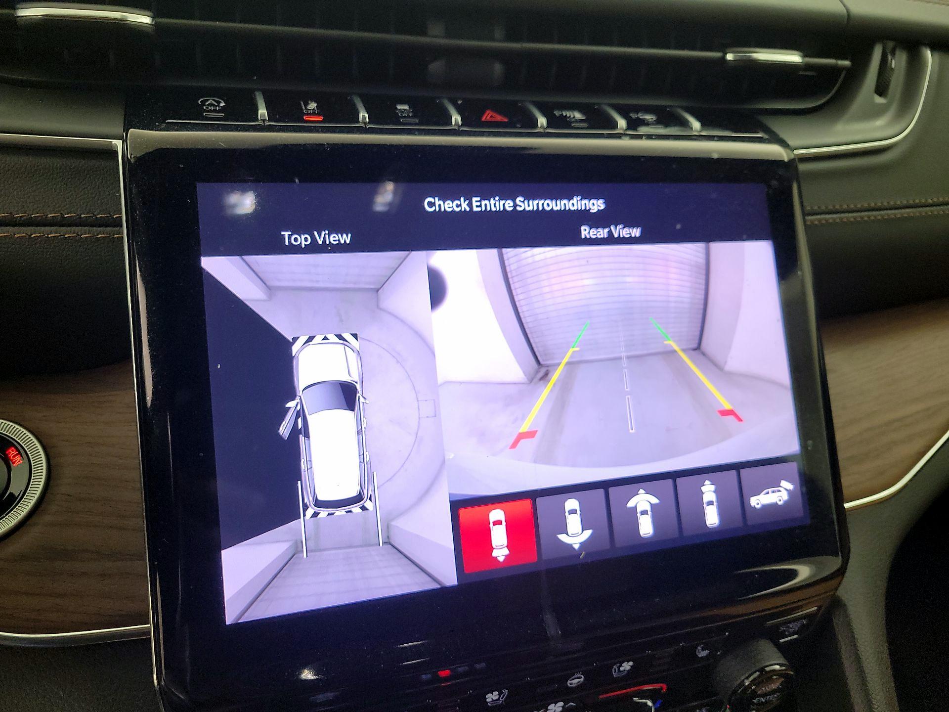 Thumbnail: 2025 Jeep Grand Cherokee L - 13