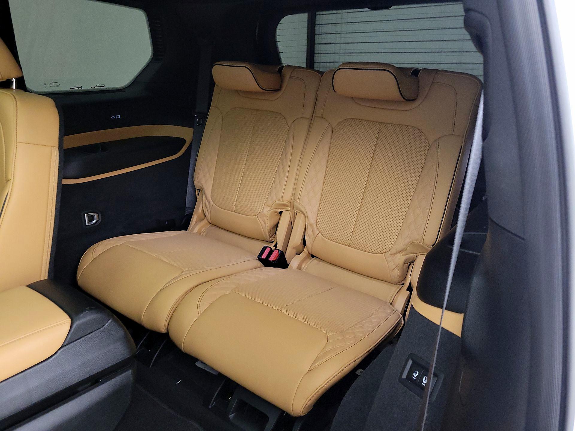 Thumbnail: 2025 Jeep Grand Cherokee L - 20