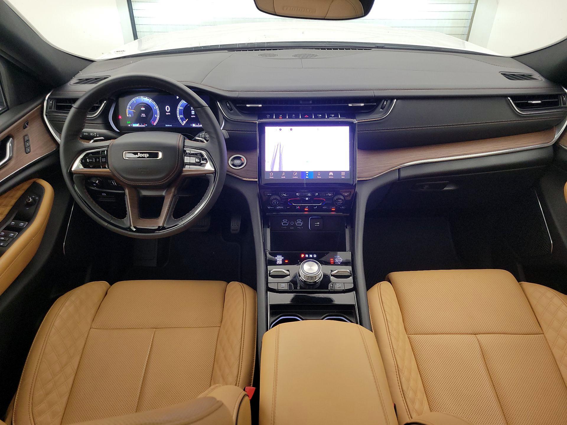 Thumbnail: 2025 Jeep Grand Cherokee L - 8