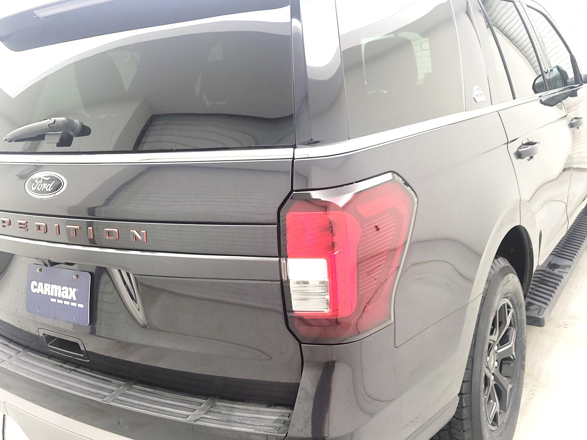 Thumbnail: 2022 Ford Expedition - 5