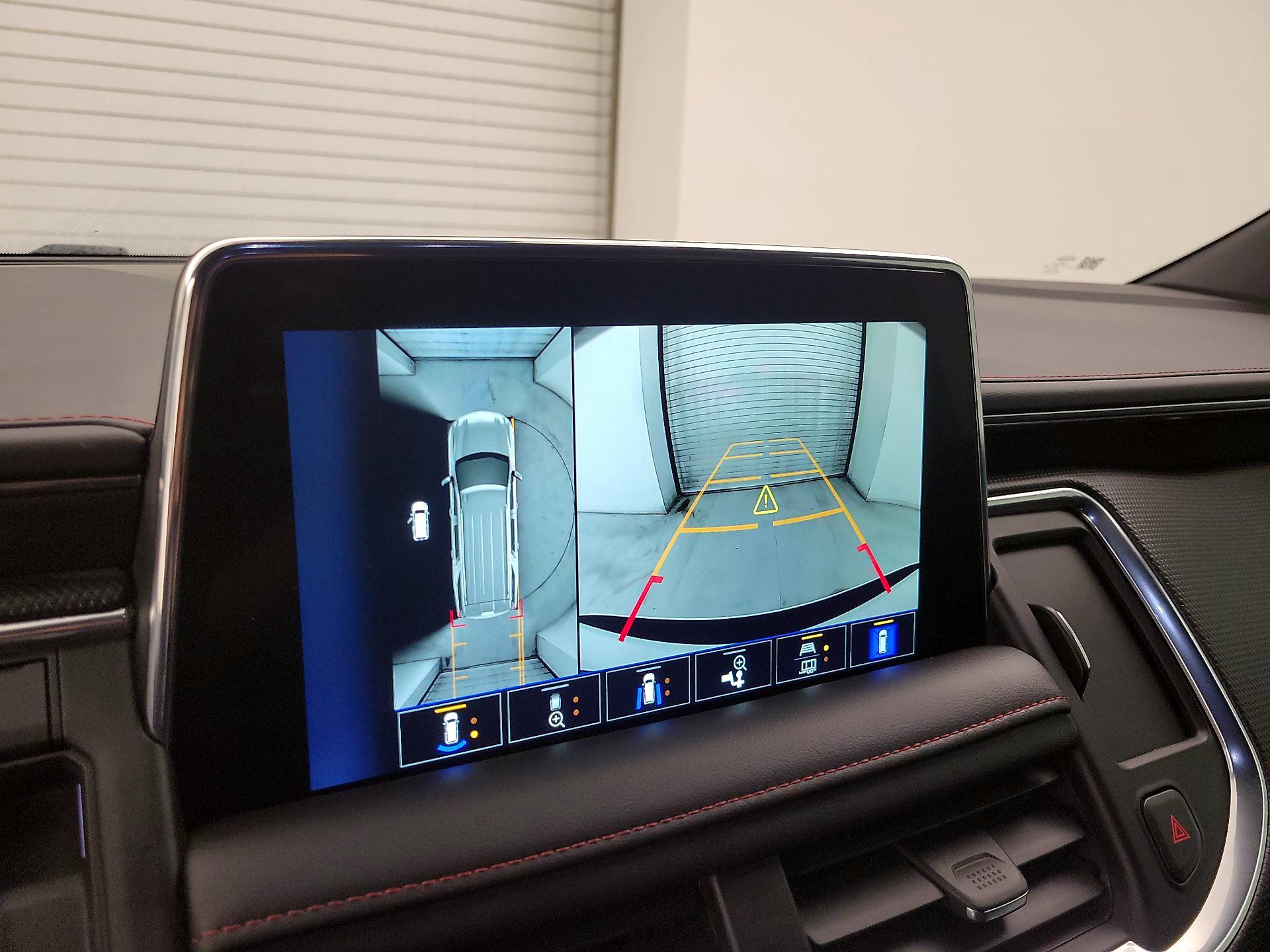 Thumbnail: 2022 Chevrolet Tahoe - 12