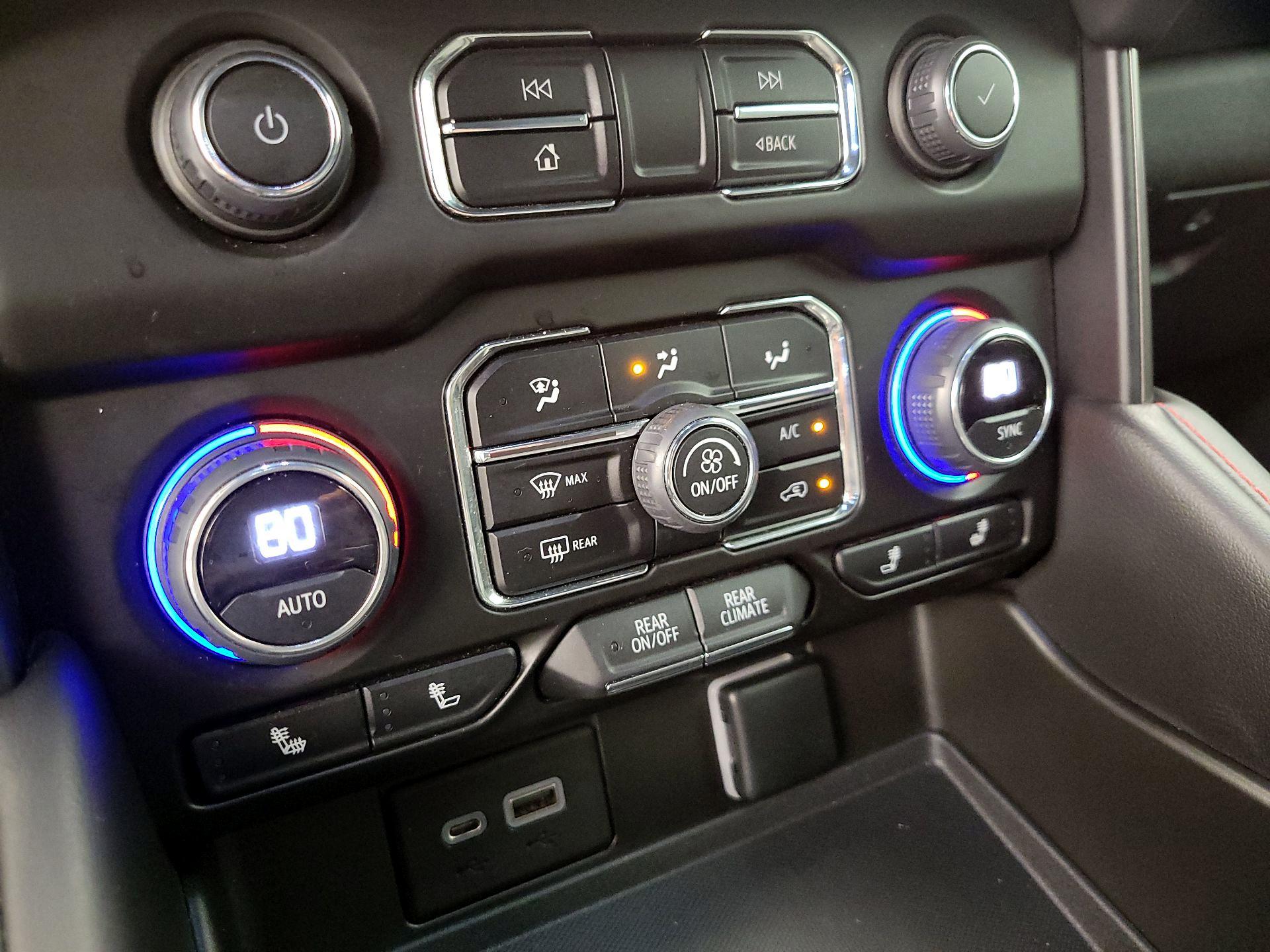 Thumbnail: 2022 Chevrolet Tahoe - 14