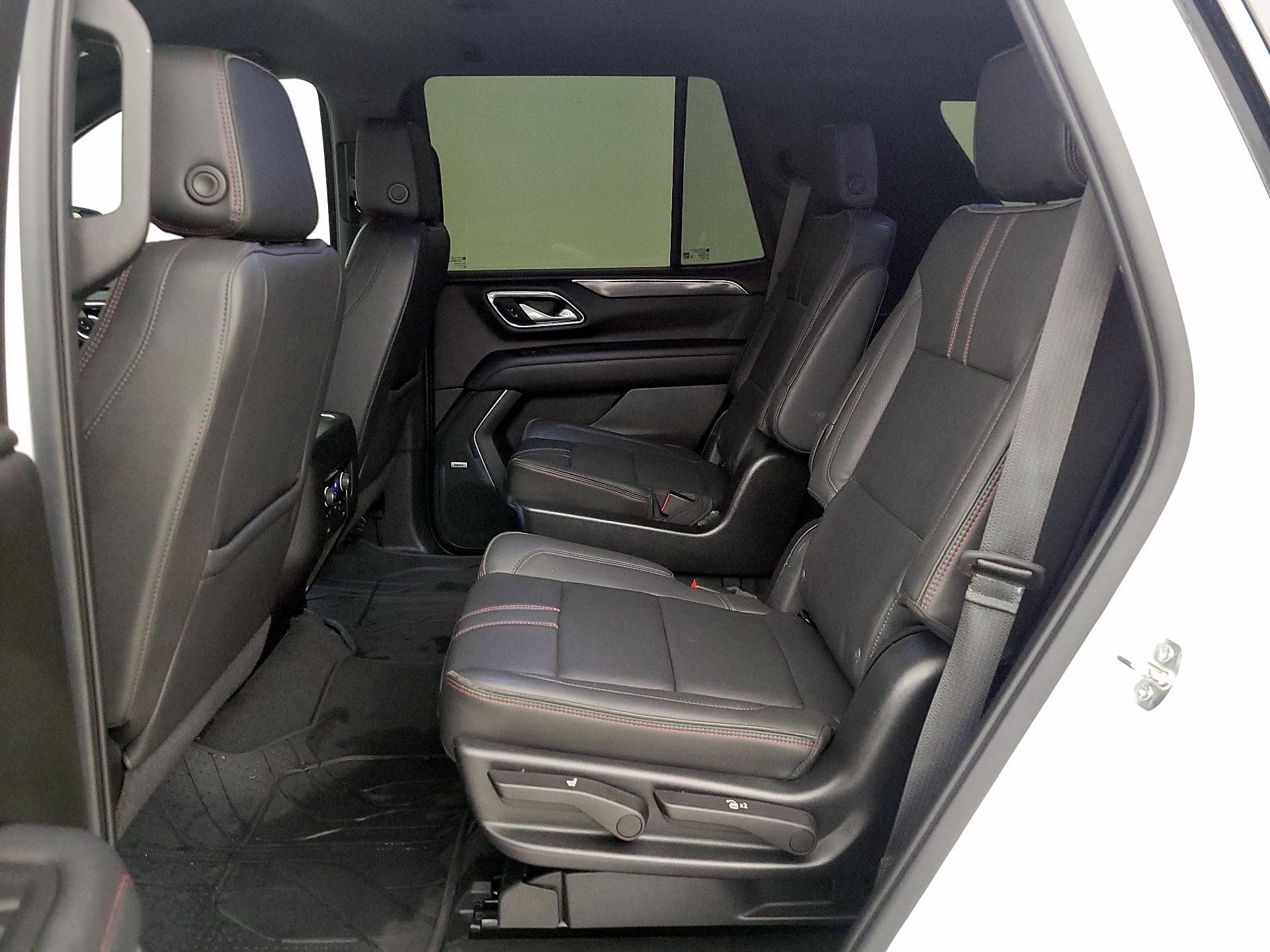 Thumbnail: 2022 Chevrolet Tahoe - 17