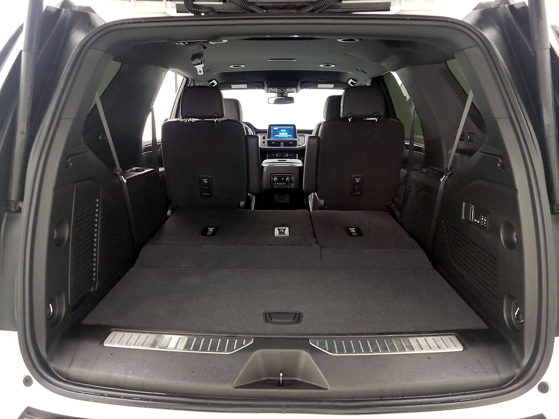 Thumbnail: 2022 Chevrolet Tahoe - 20