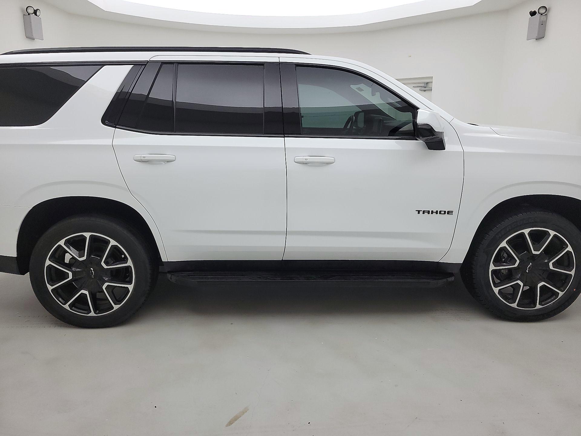 Thumbnail: 2022 Chevrolet Tahoe - 4